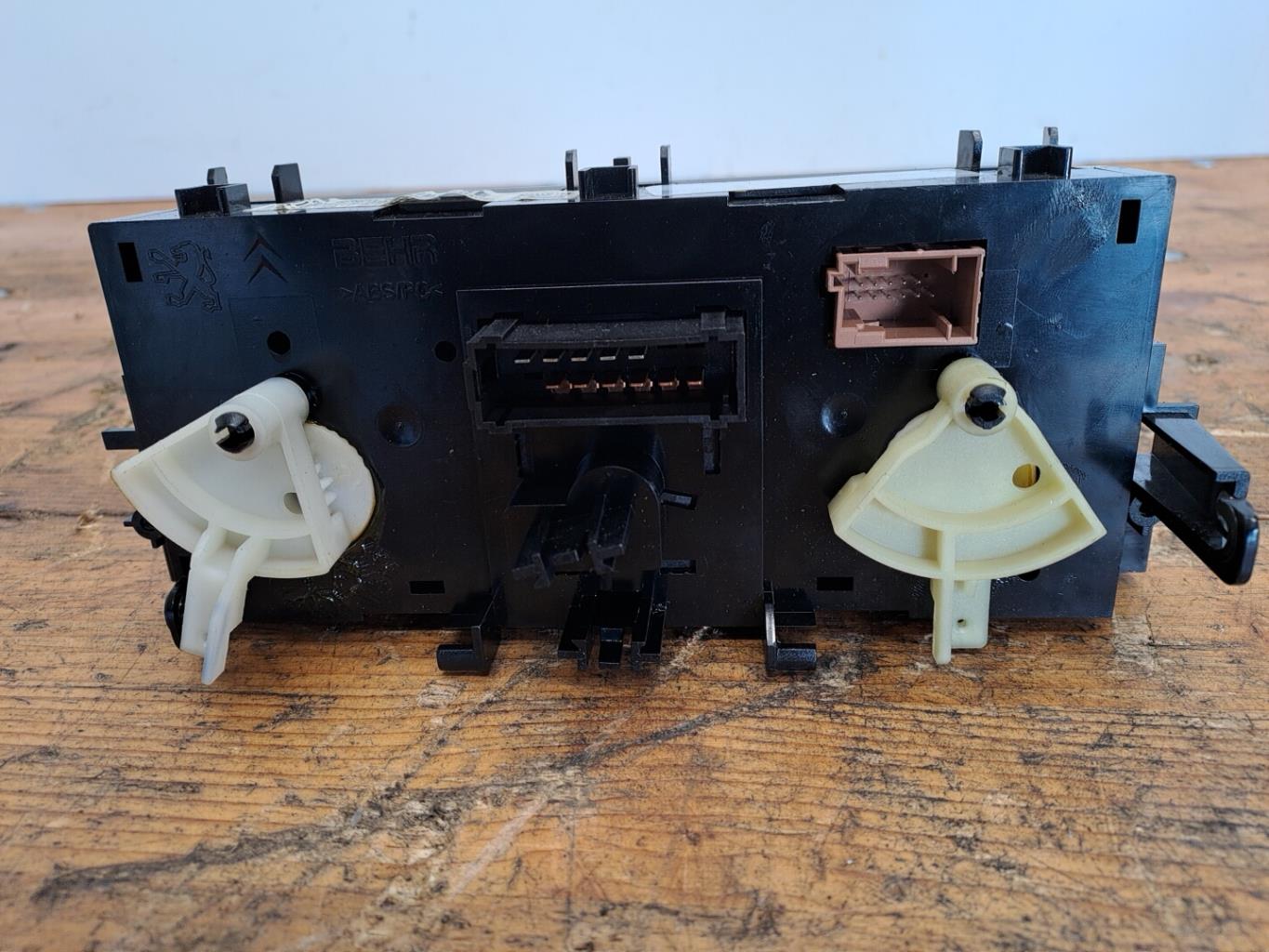 Commande chauffage CITROEN C3 2 PHASE 1 Diesel - 1