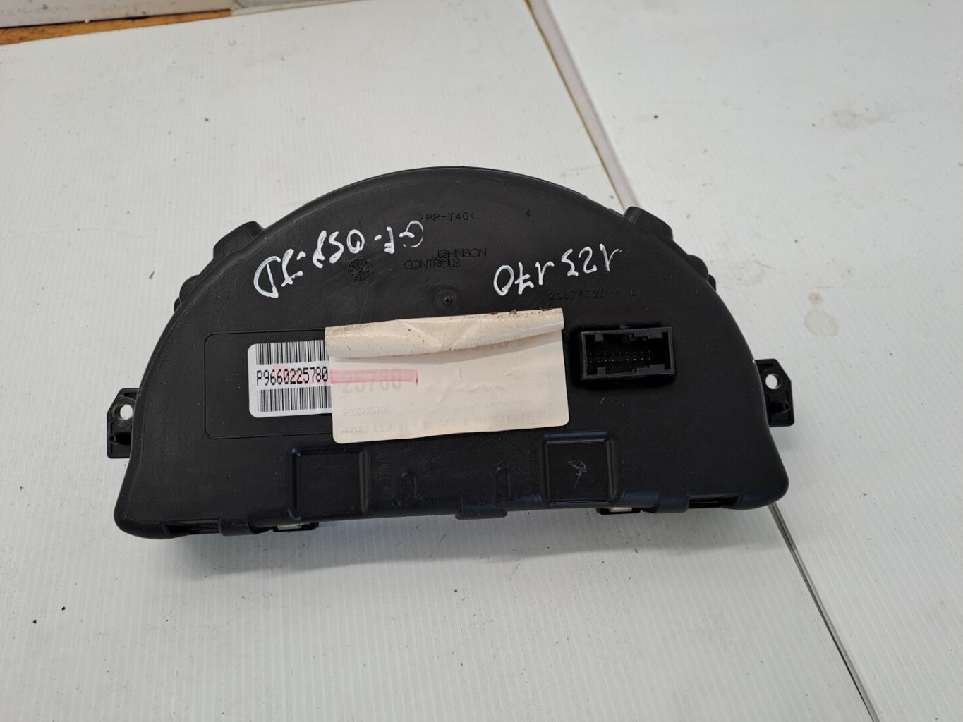Compteur CITROEN C2 PHASE 1 Essence - 1
