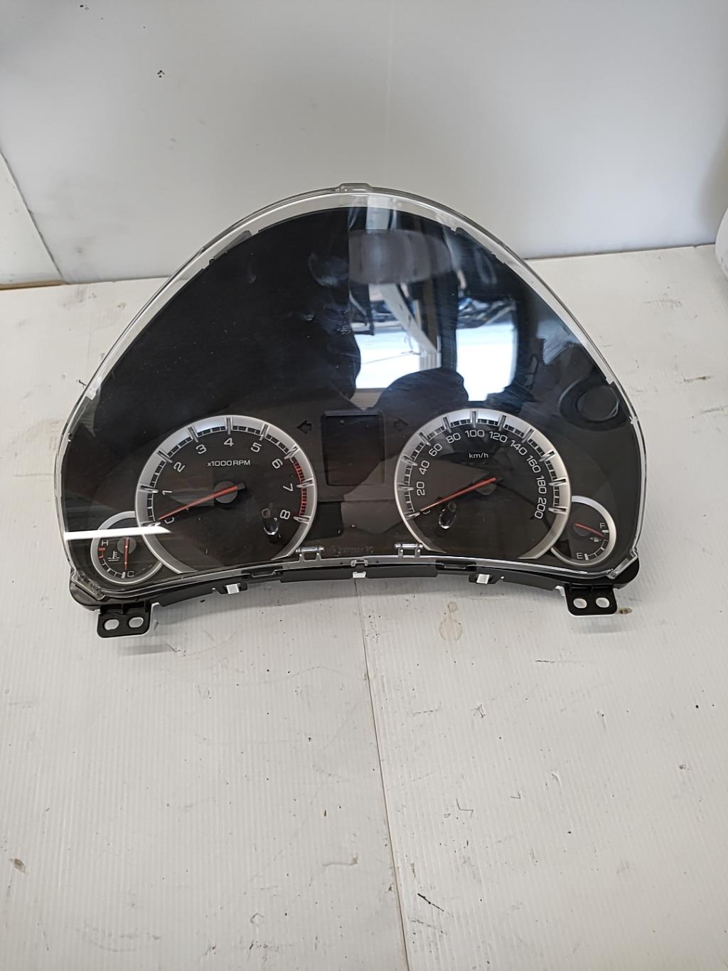 Compteur SUZUKI SWIFT 4 Essence - 1