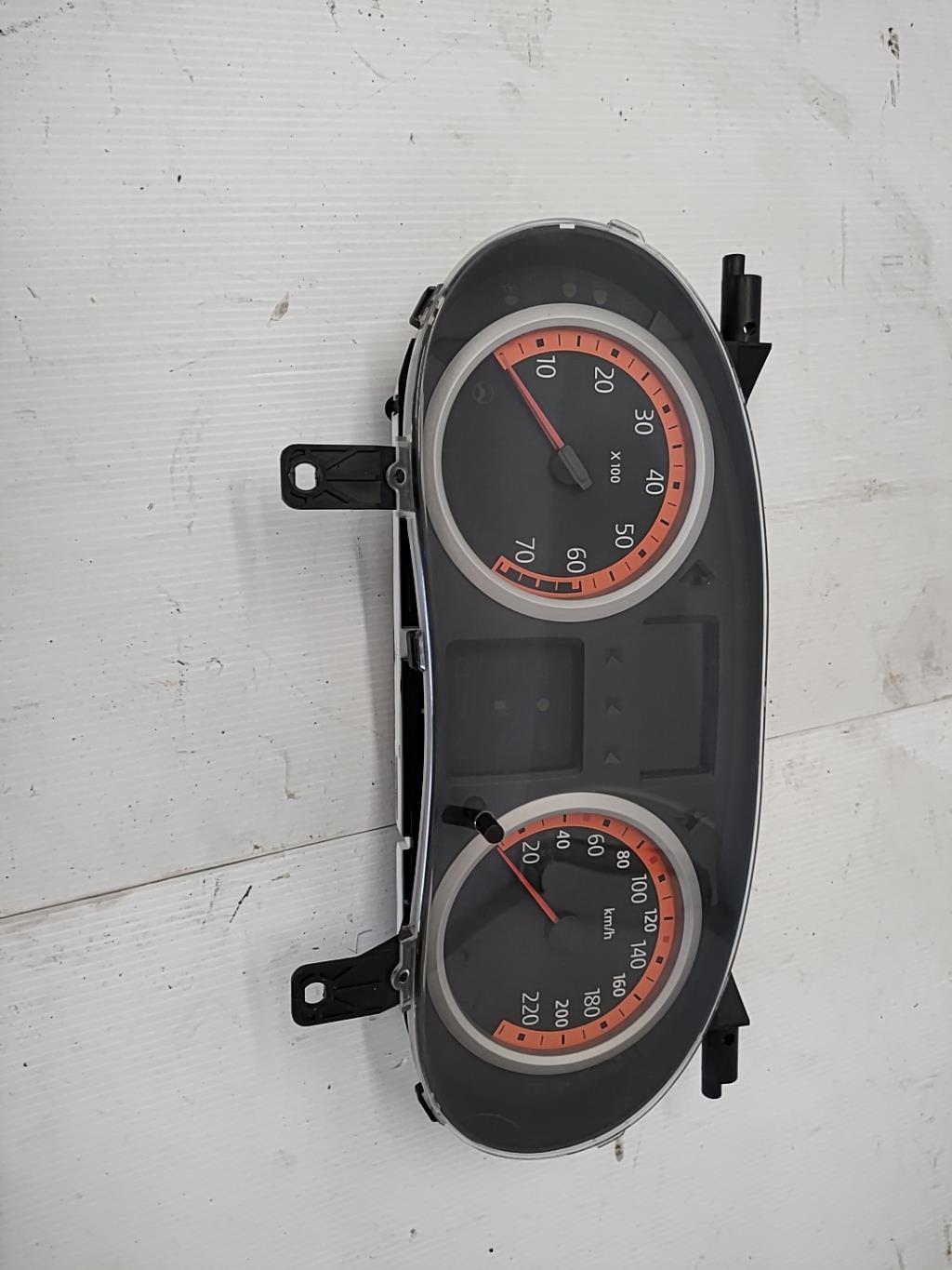 Compteur RENAULT CLIO 2 PHASE 2 Essence - 1