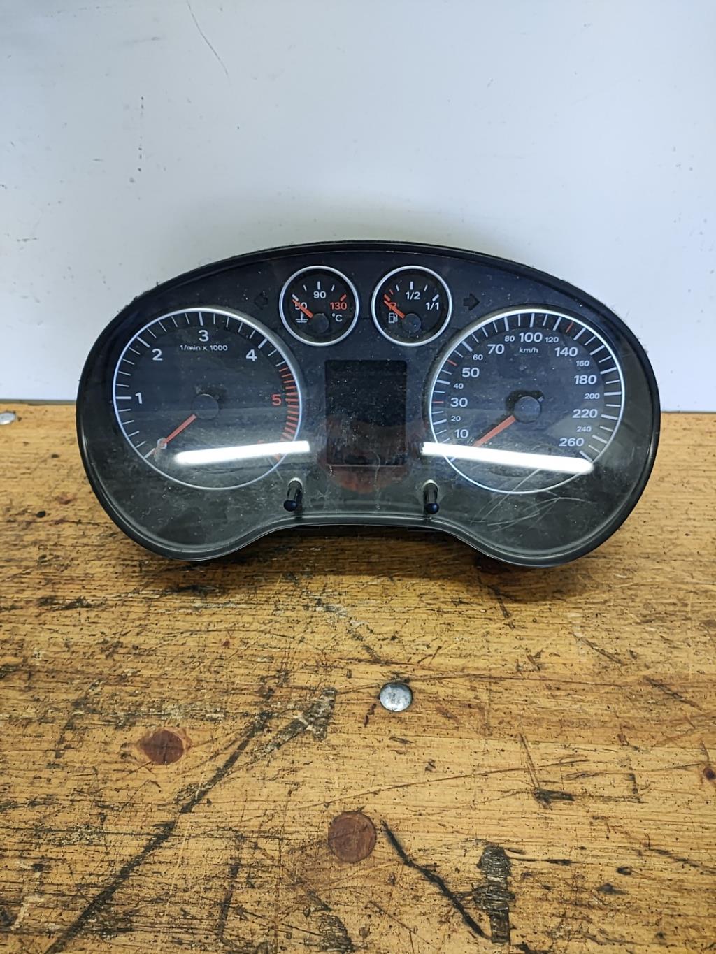 Compteur AUDI A3 2 PHASE 1 Diesel - 1