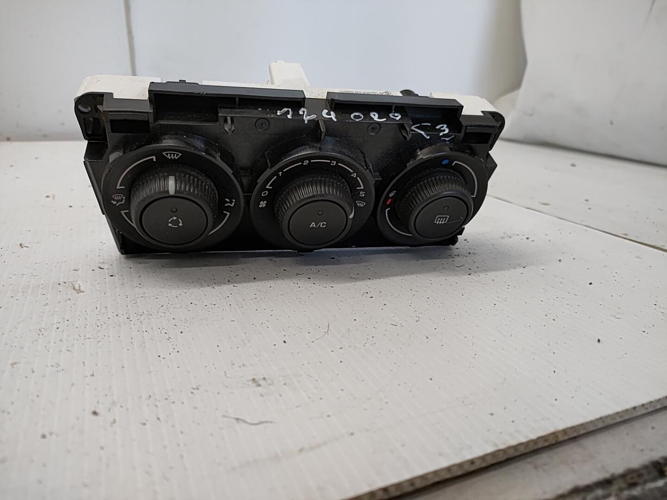 Commande chauffage CITROEN C3 PICASSO PHASE 1 Diesel - 1