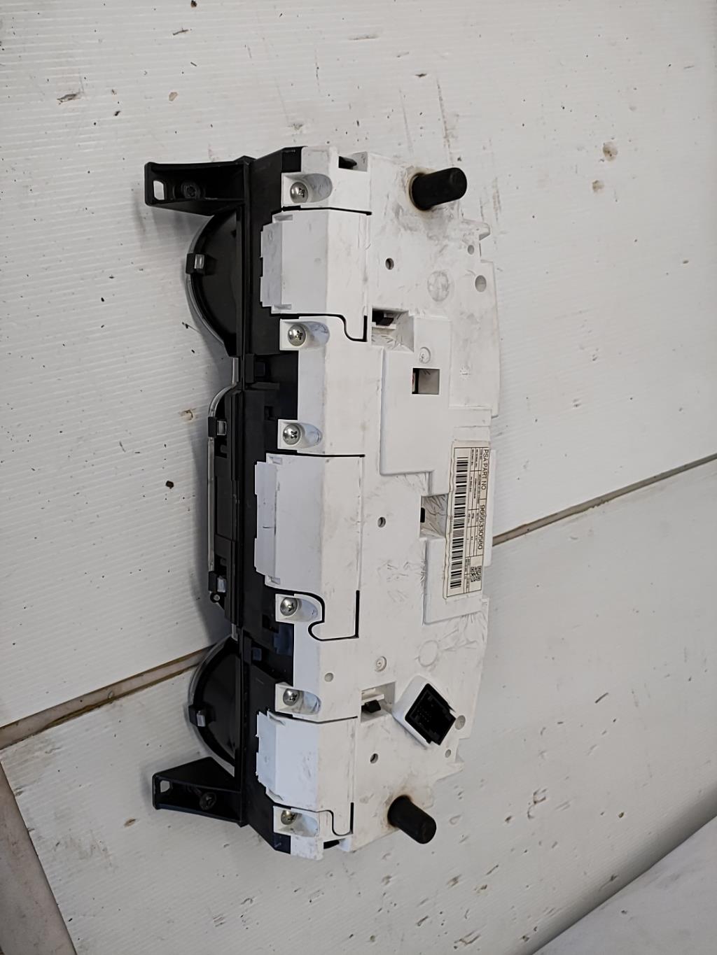 Compteur CITROEN C5 2 BREAK Diesel - 1
