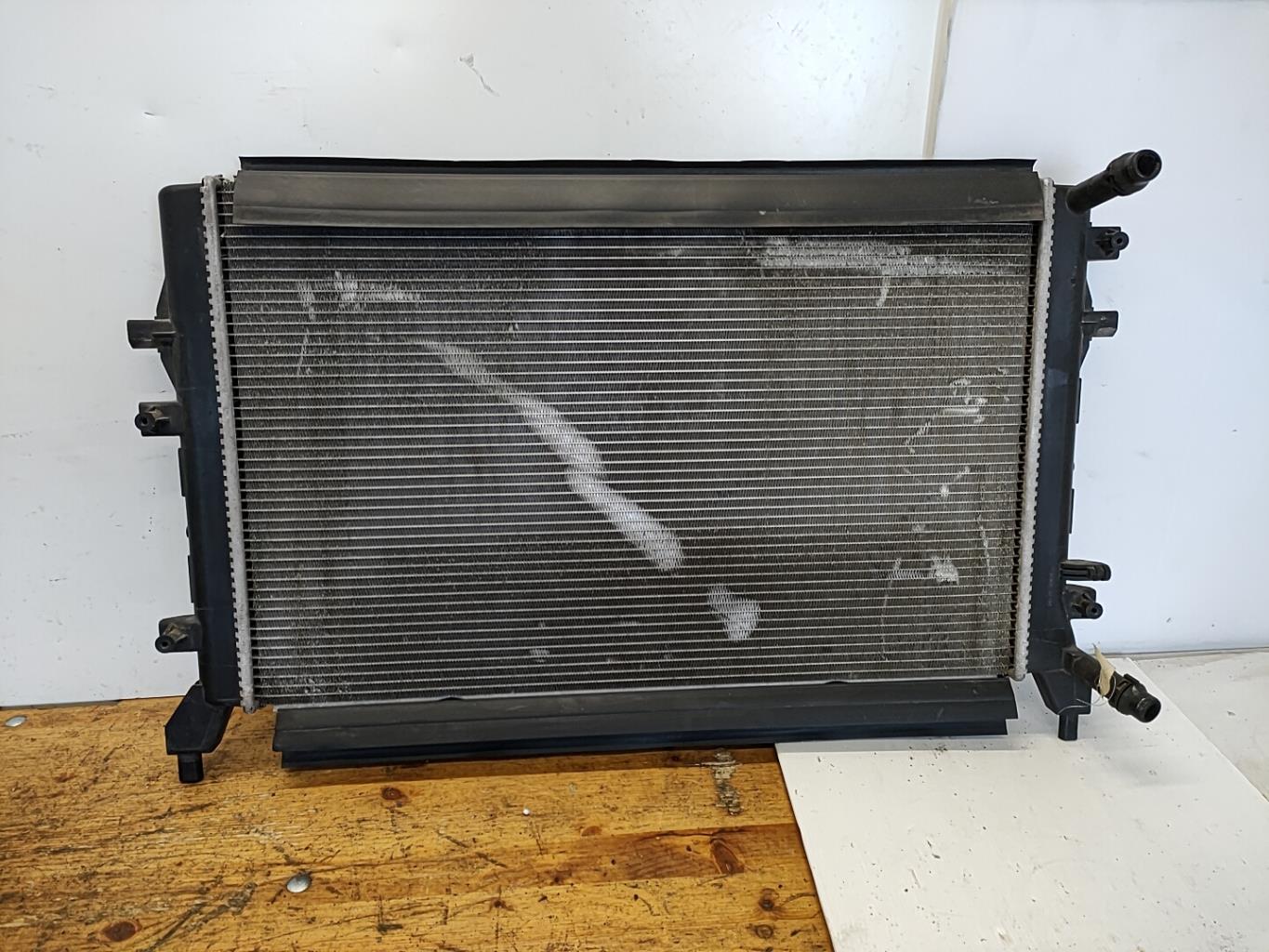 Radiateur eau VOLKSWAGEN GOLF PLUS PHASE 2 Essence - 1