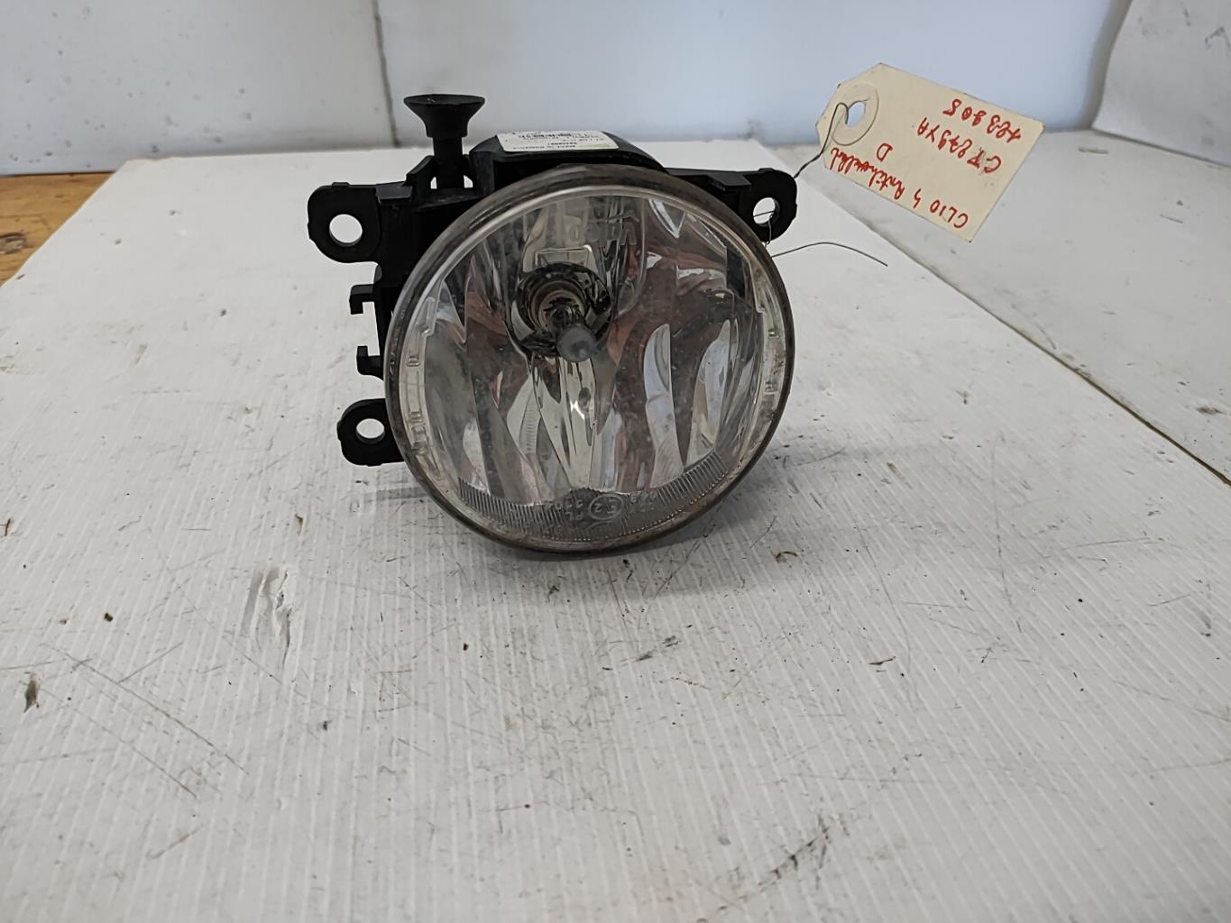Anti brouillard droit (feux) RENAULT CLIO 4 PHASE 1 Diesel - 1