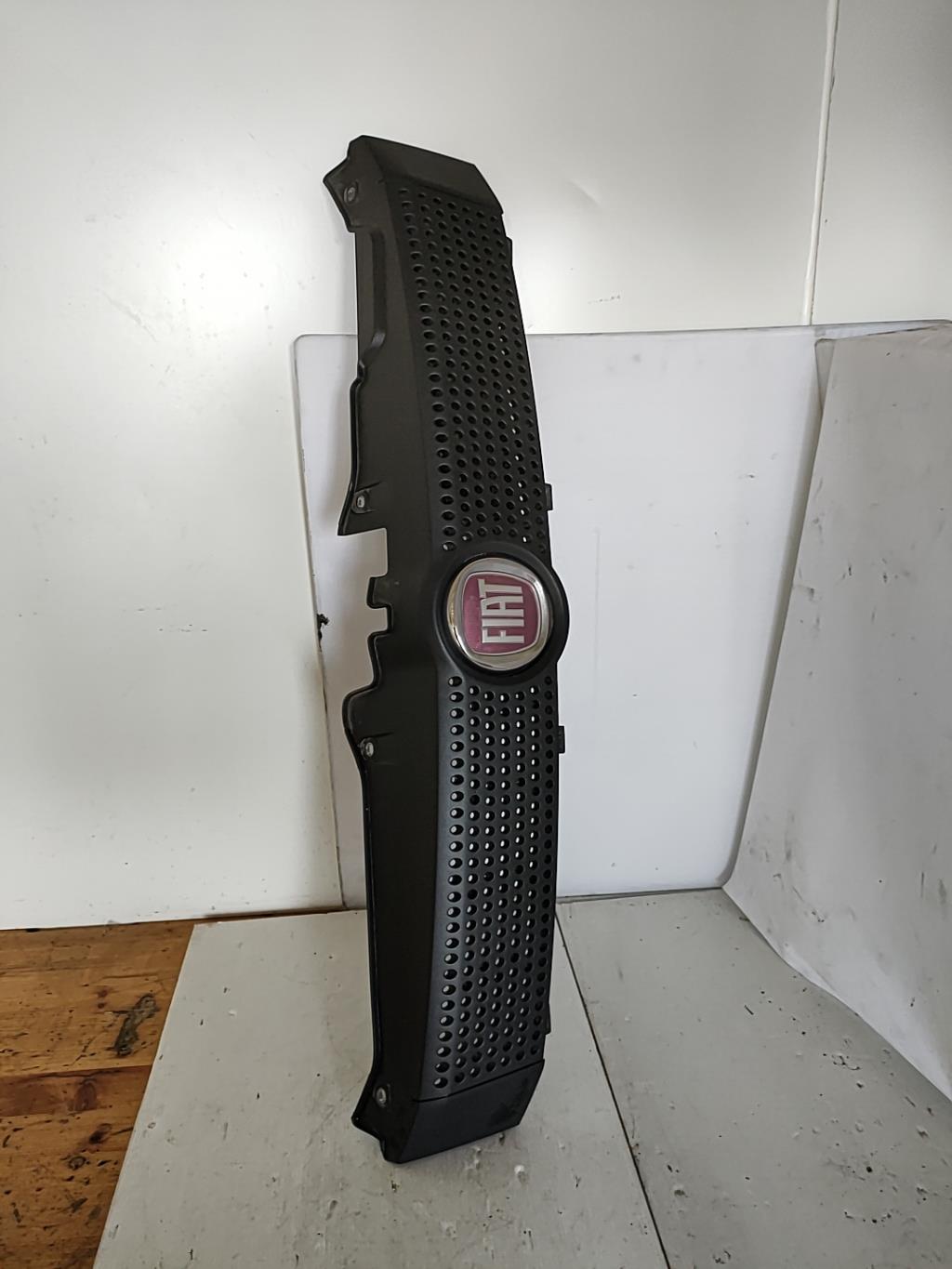 Calandre FIAT PANDA 2 PHASE 2 Essence - 1