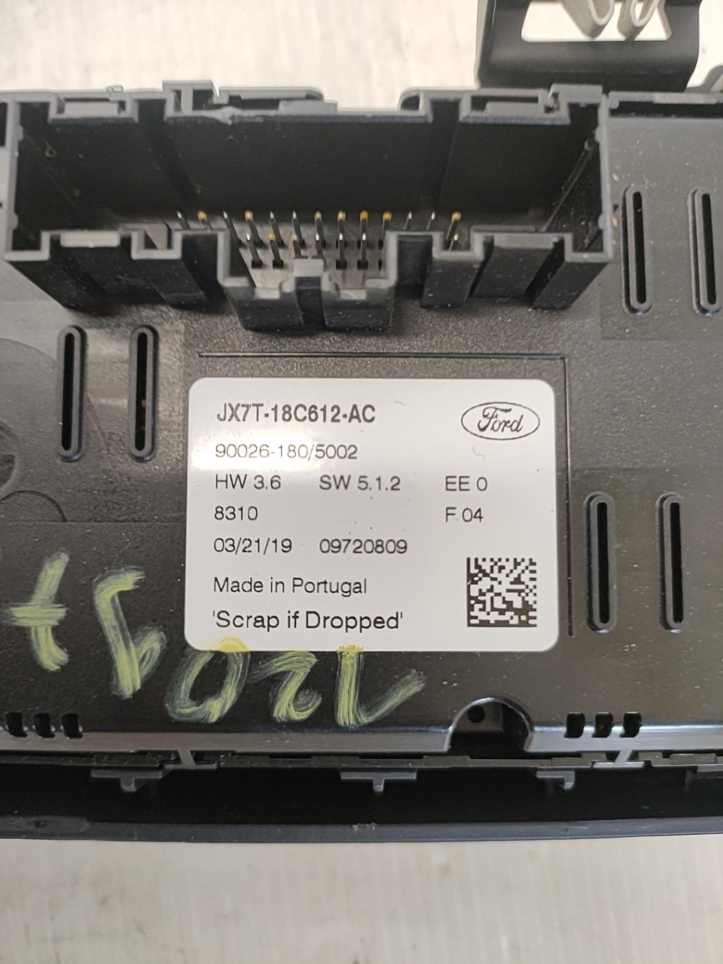 Commande chauffage FORD FOCUS 4 PHASE 1 Essence - 1