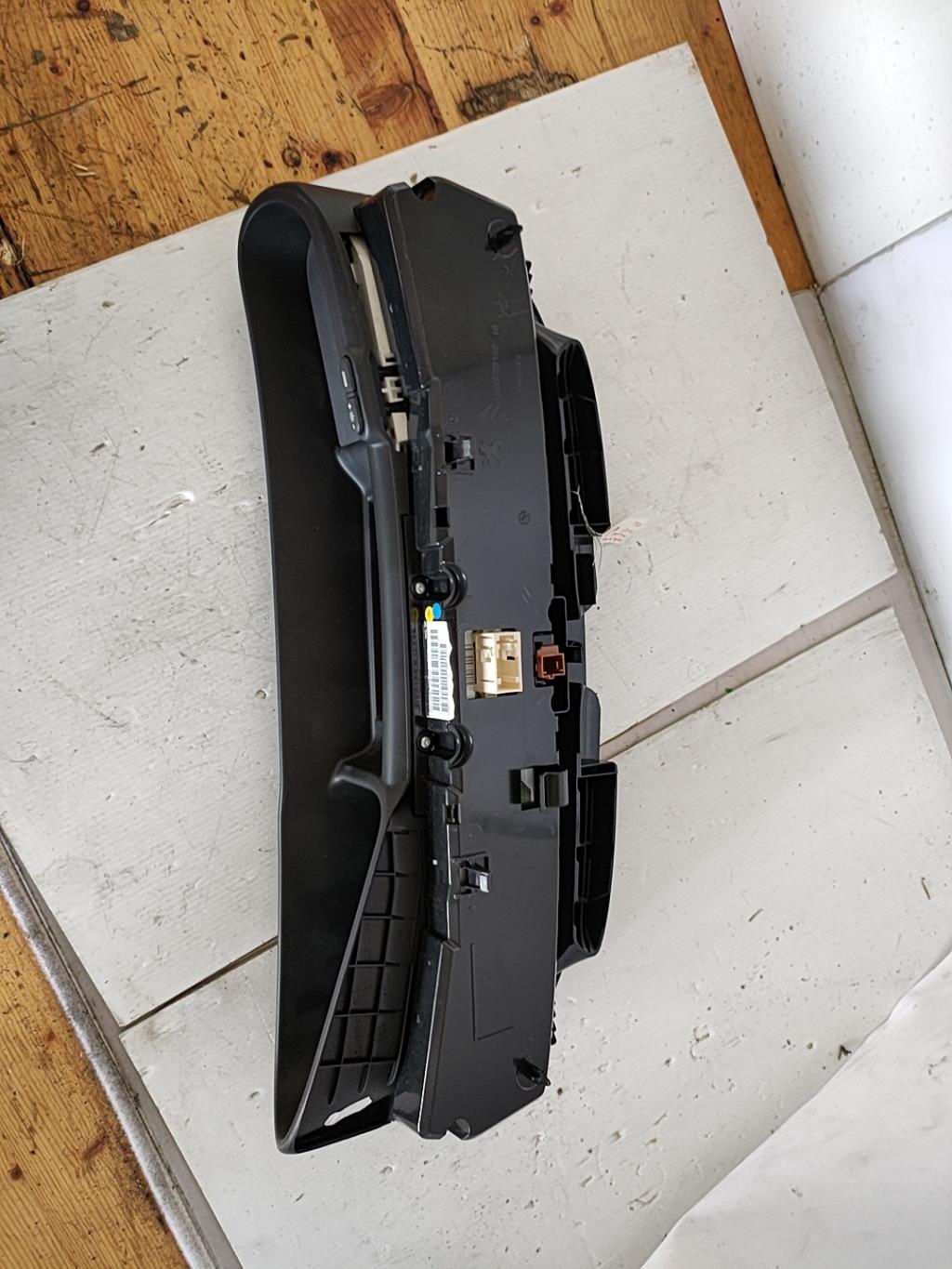 Compteur CITROEN C3 PICASSO PHASE 2 Essence - 1