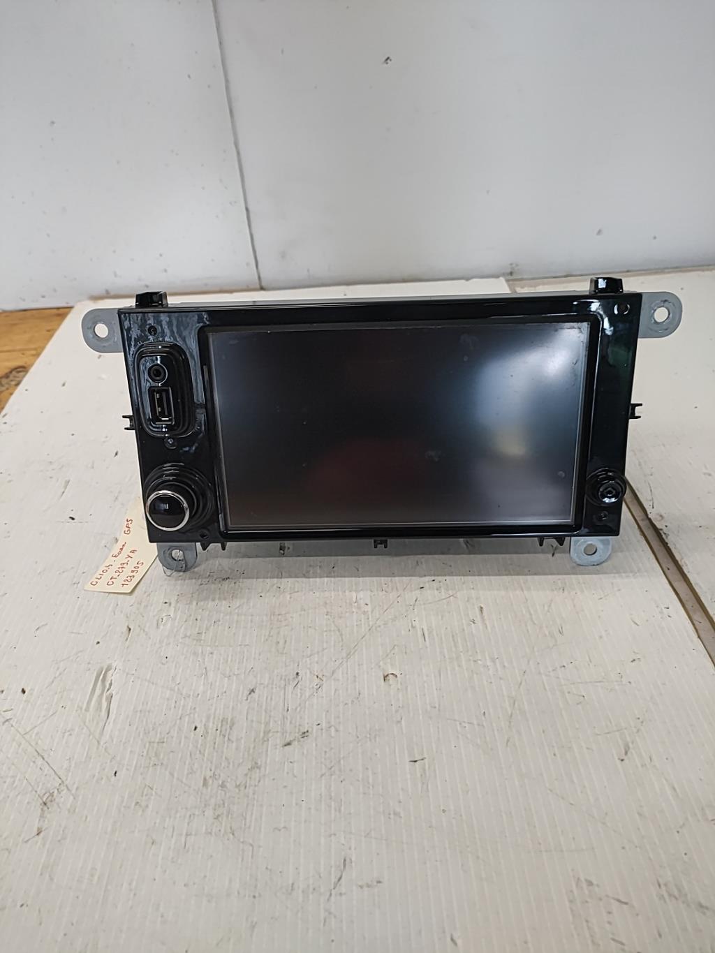 Ecran GPS RENAULT CLIO 4 PHASE 1 Diesel - 1