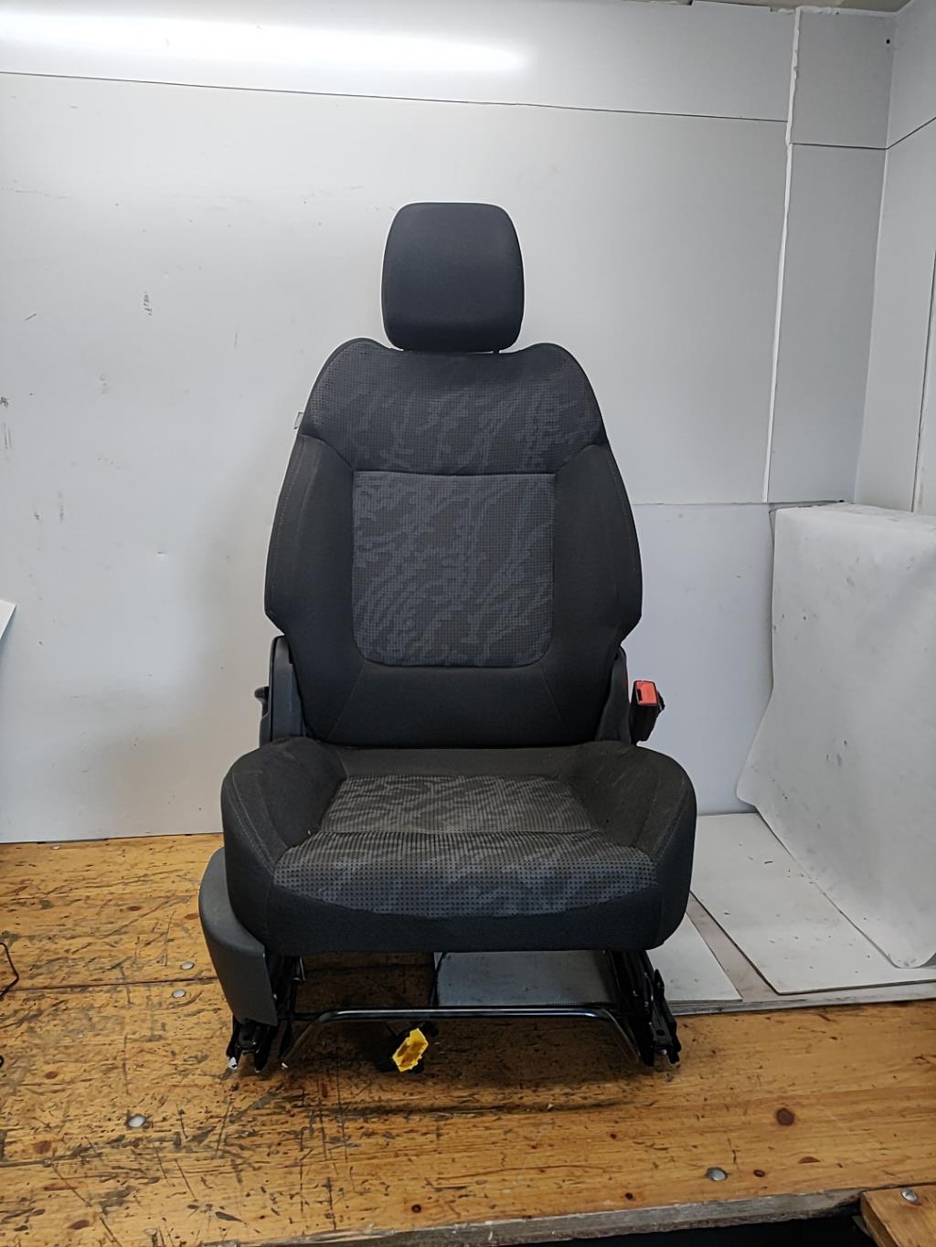 Siege avant droit PEUGEOT 3008 1 PHASE 1 Diesel - 1