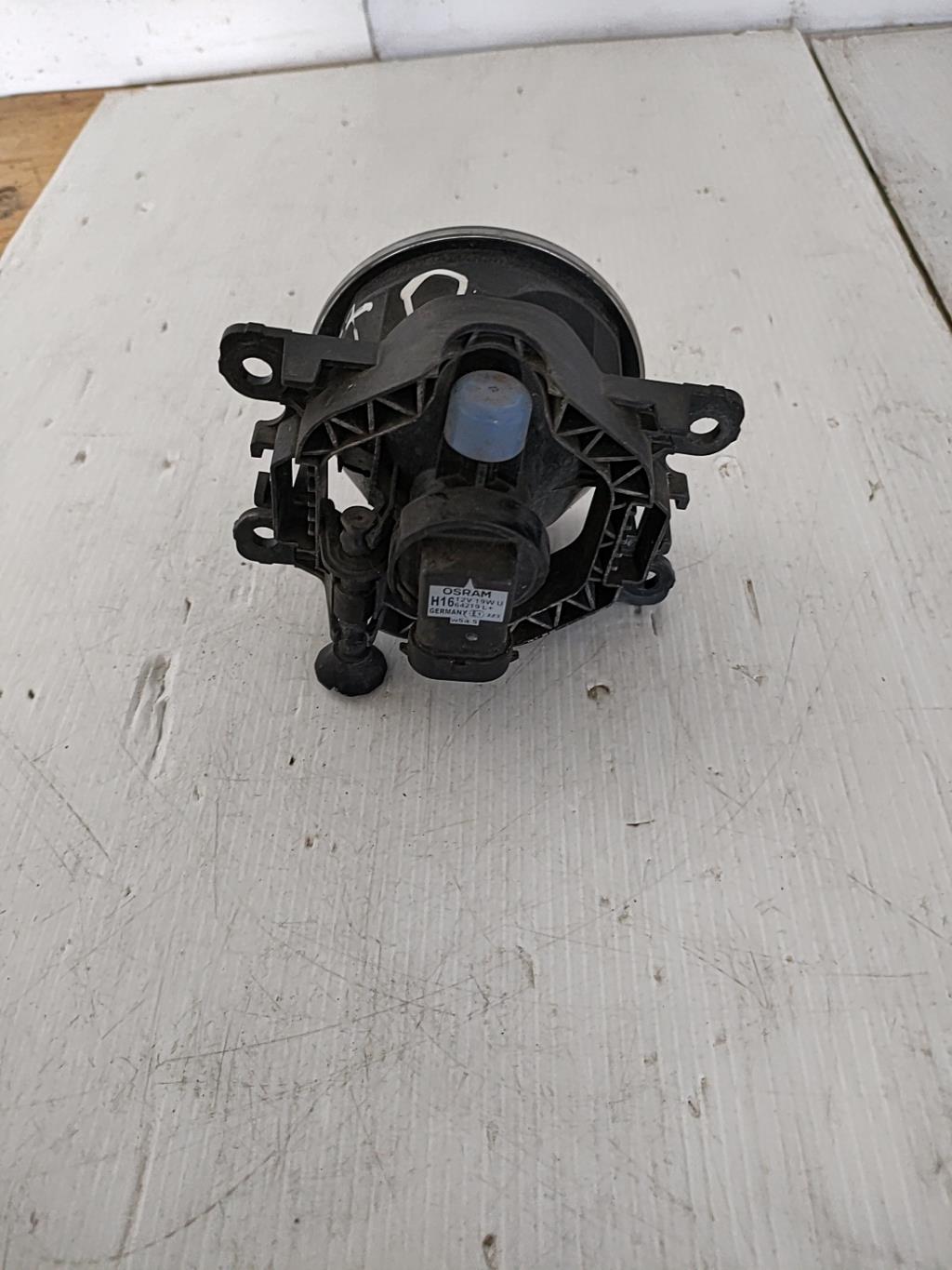 Anti brouillard droit (feux) RENAULT CLIO 4 PHASE 1 Diesel - 1