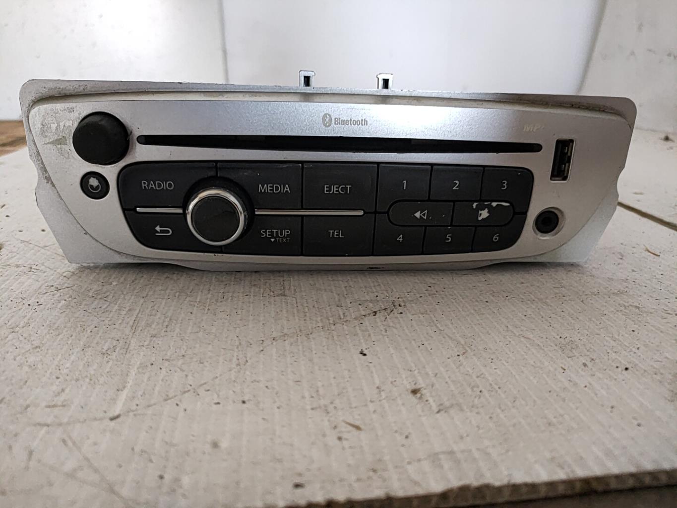 Autoradio d'origine RENAULT TWINGO 2 PHASE 2 Diesel - 1