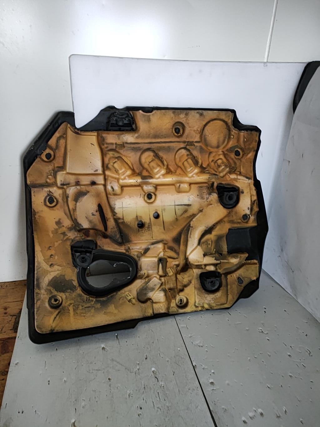 Cache moteur  VOLVO C 30 PHASE 1 Diesel - 1