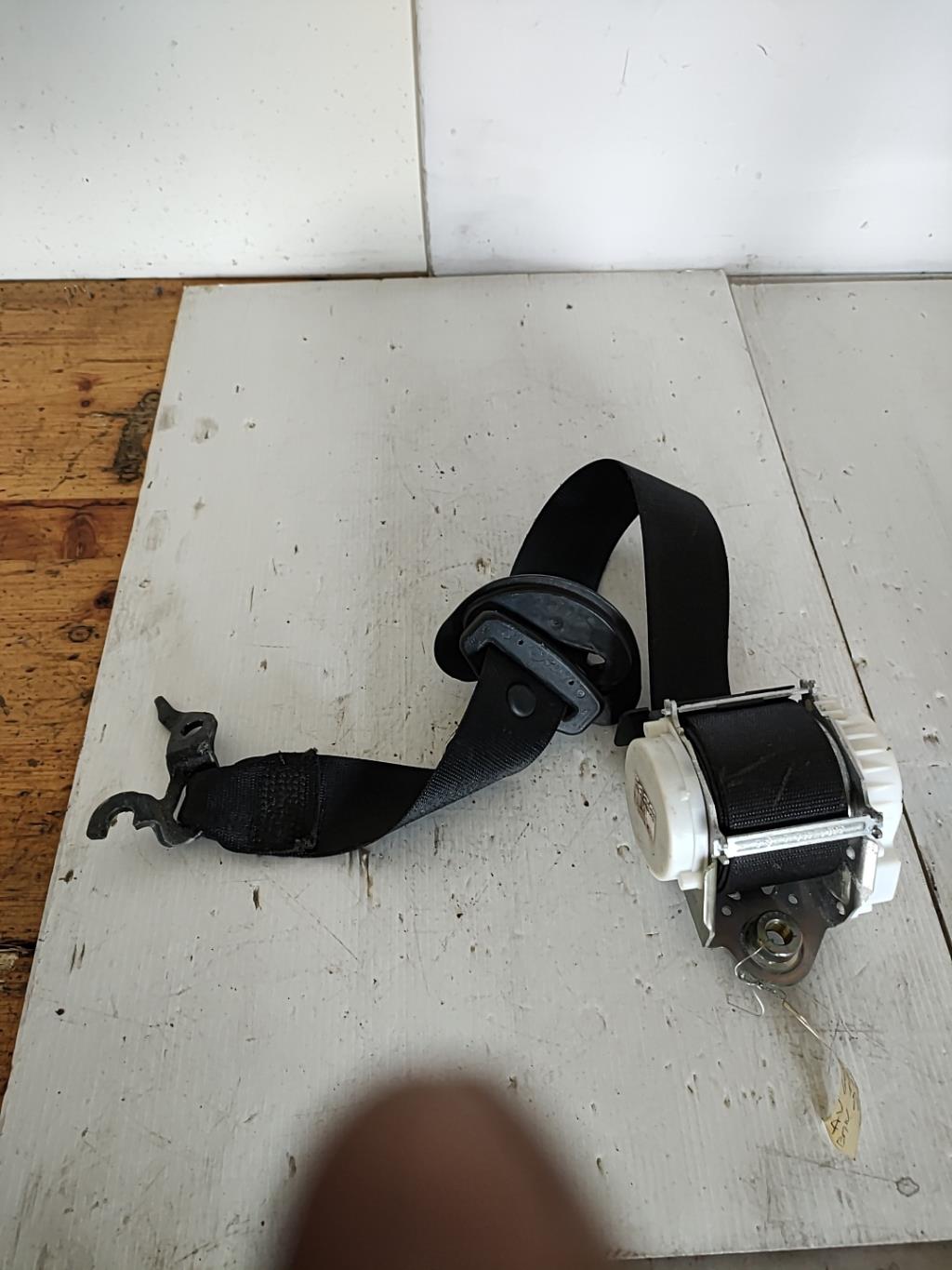 Ceinture avant gauche BMW SERIE 1 E87 PHASE 2  - 1
