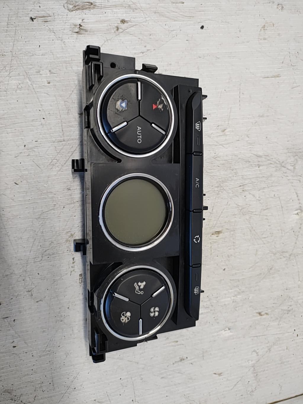 Commande chauffage CITROEN DS3 PHASE 1 Diesel - 1
