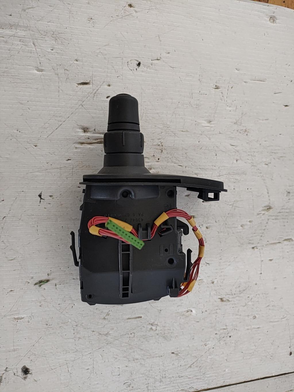 Commodo phare RENAULT CLIO 3 PHASE 2 Diesel - 1