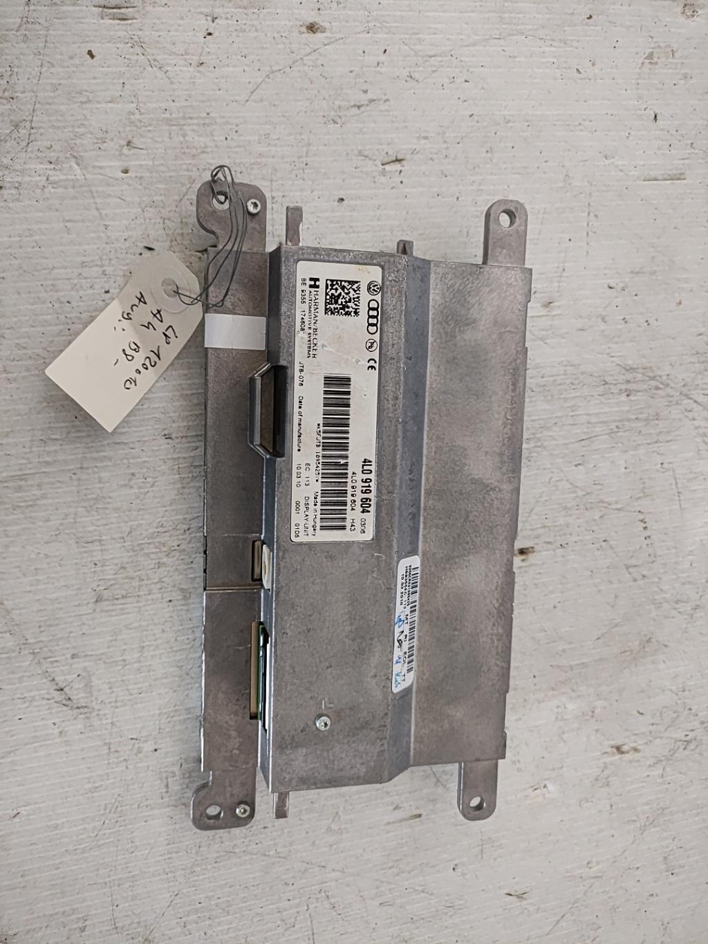 Ecran GPS AUDI A4 3 PHASE 1 Diesel - 1