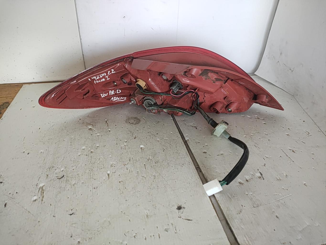 Feu arriere principal droit (feux) MAZDA 2 2 PHASE 1 Essence - 1