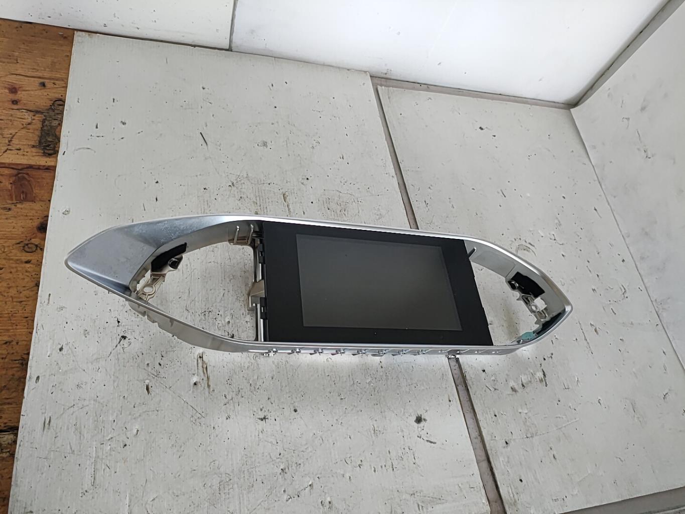 Ecran GPS PEUGEOT 308 2 PHASE 1 Essence - 1