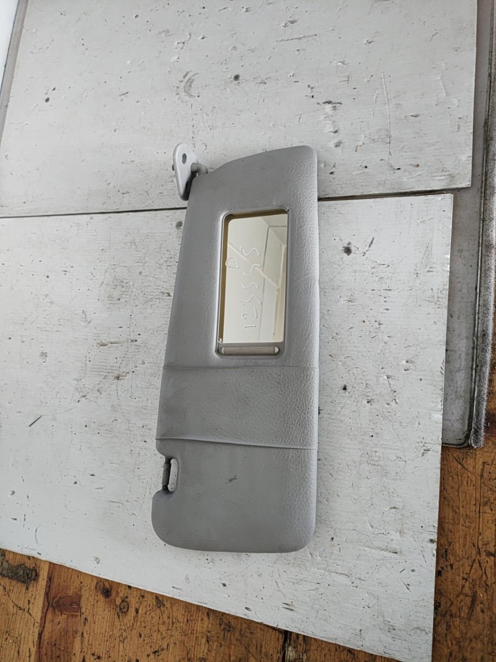 Pare soleil droit BMW SERIE 3 E46 PHASE 1 Diesel - 1