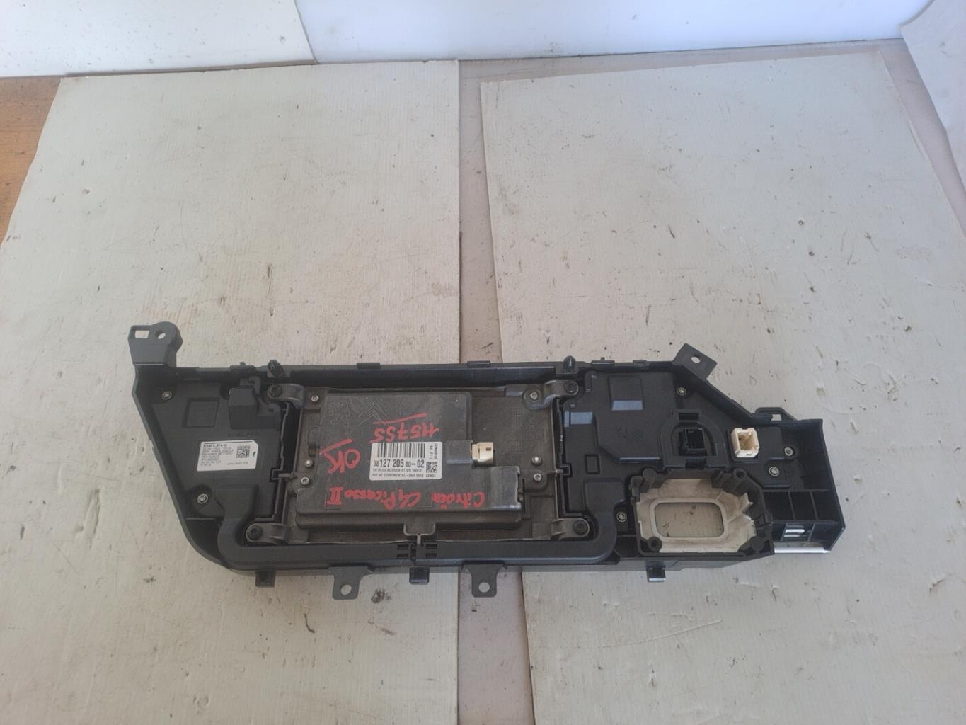 Ecran GPS CITROEN C4 PICASSO 2 PHASE 1 Essence - 1