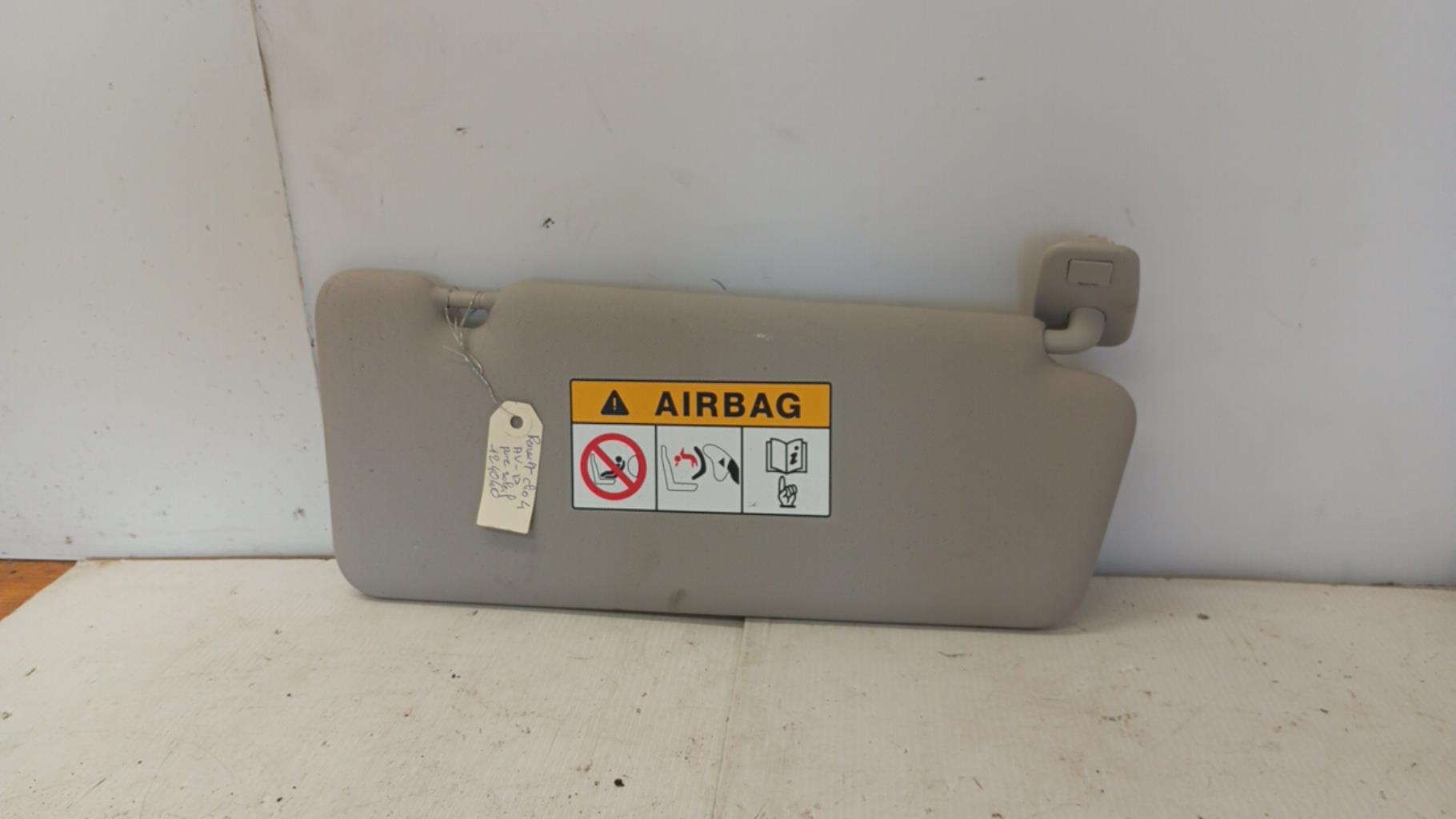 Pare soleil droit RENAULT CLIO 4 PHASE 2 Diesel - 1