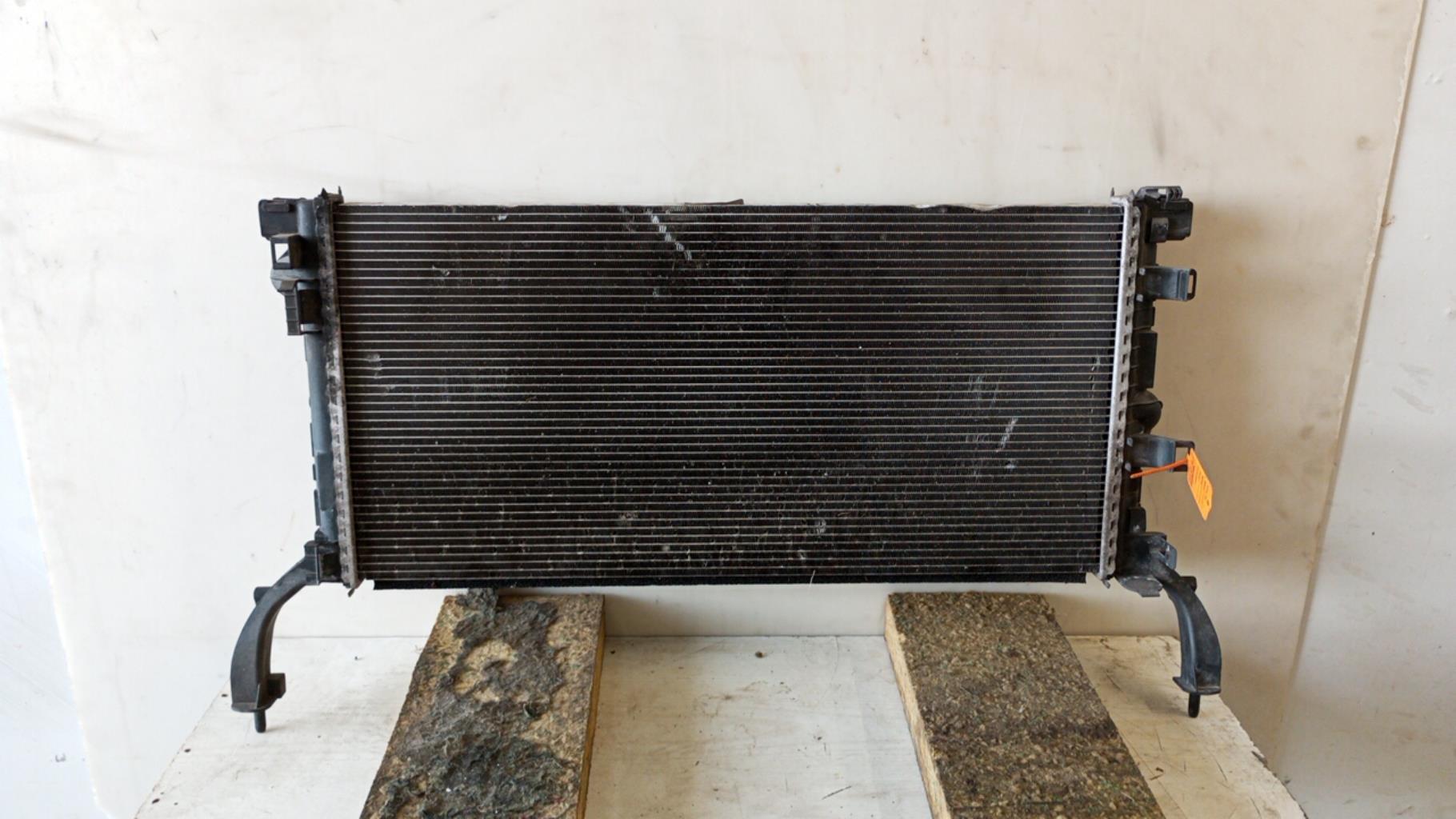 Radiateur eau RENAULT LAGUNA 3 PHASE 1 BREAK Diesel - 1