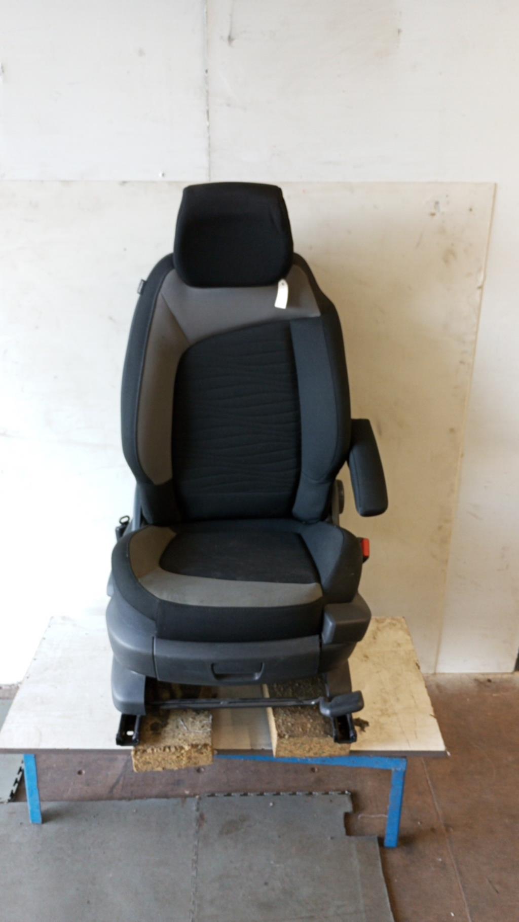 Siege avant droit CITROEN C4 PICASSO 2 PHASE 1 Essence - 1