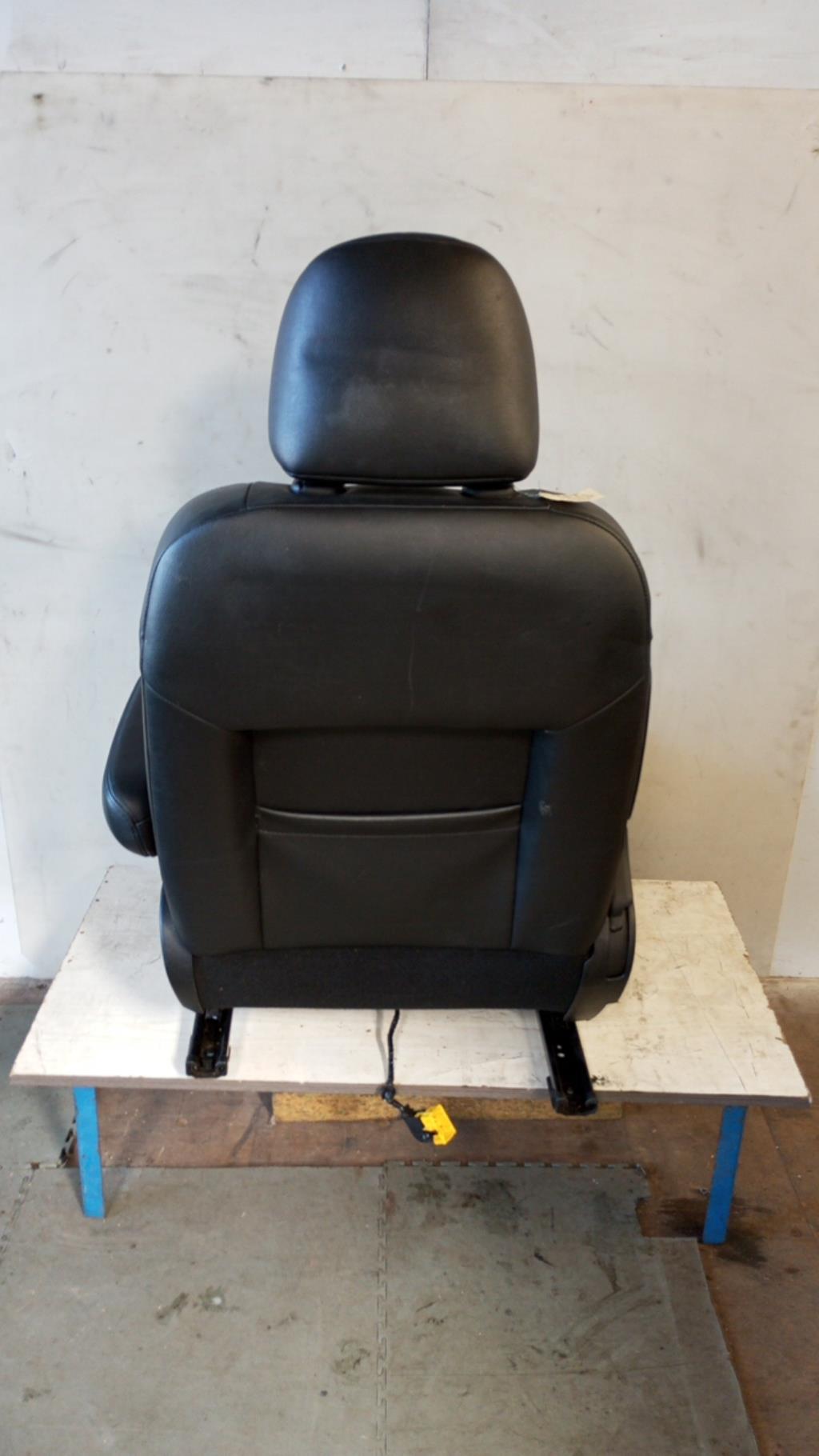 Siege avant droit PEUGEOT 207 PHASE 2 Diesel - 1