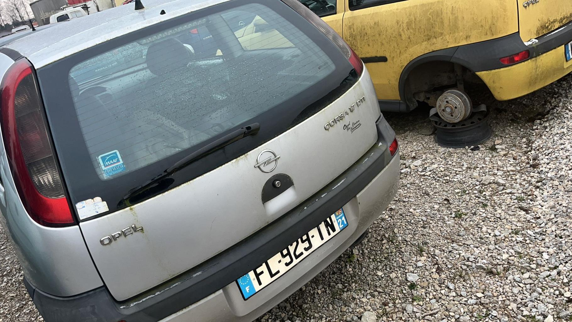 Malle/Hayon arriere OPEL CORSA C PHASE 1 Diesel - 1