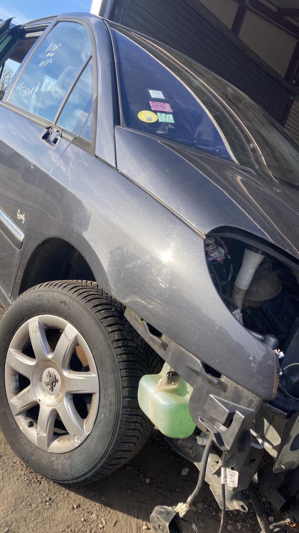 Aile avant droit PEUGEOT 807 Diesel - 1