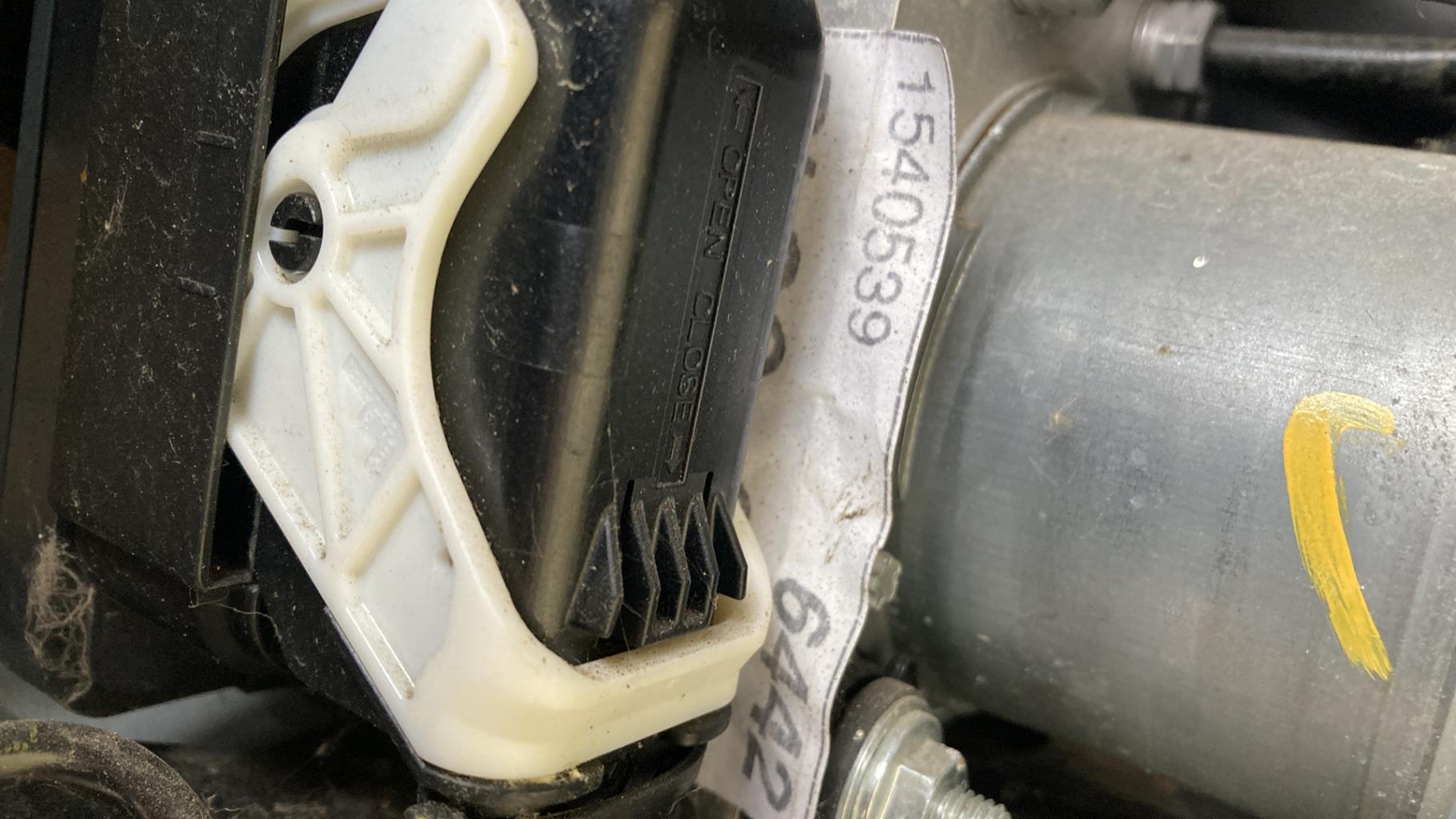 Bloc ABS (freins anti-blocage) RENAULT KANGOO 2 PHASE 2 Diesel - 1