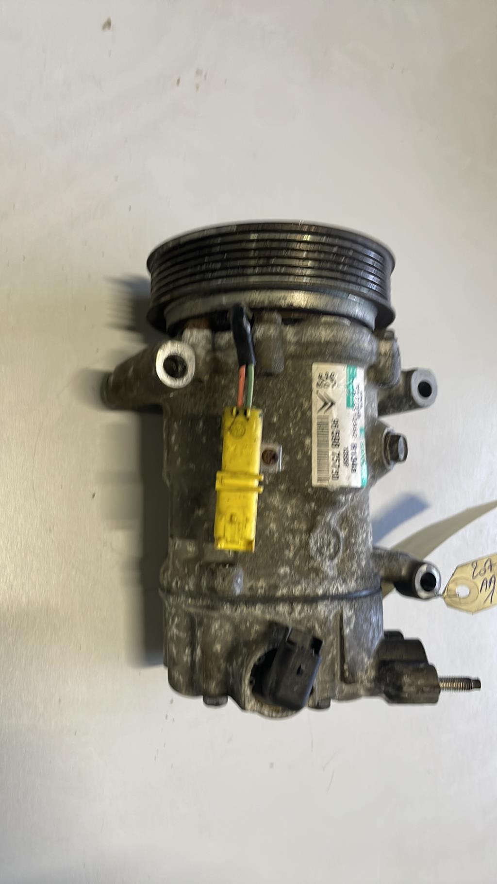 Compresseur clim PEUGEOT 207 PHASE 1 BREAK Essence - 1
