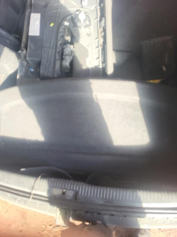 Plage arriere VOLKSWAGEN GOLF 5 Diesel - 1
