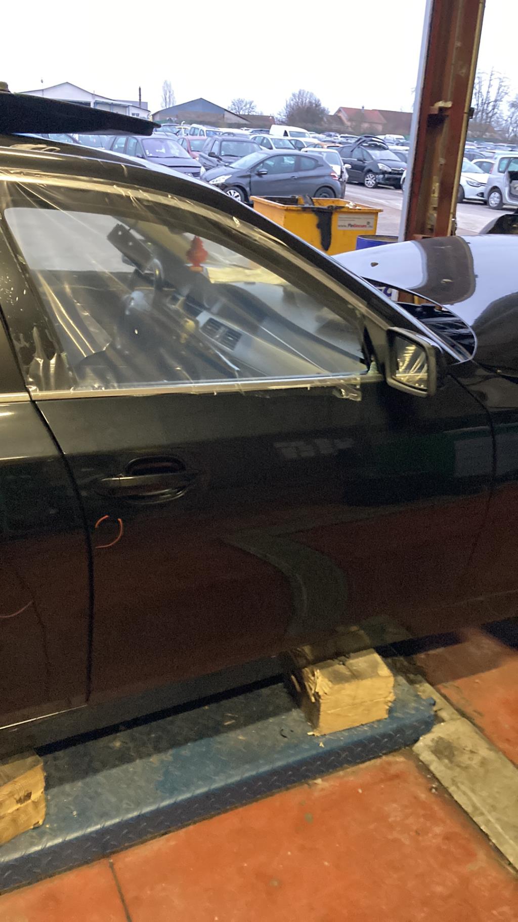 Porte avant droit BMW SERIE 5 E60 PHASE 2 Diesel - 1