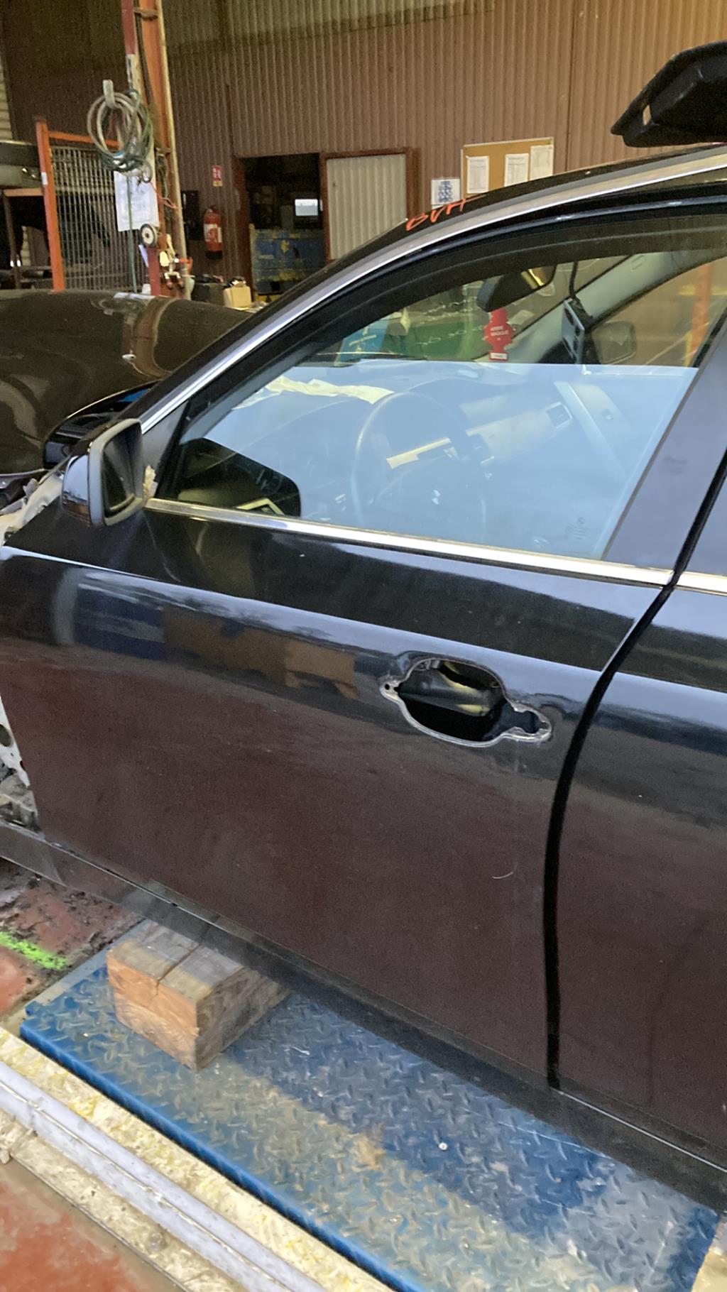 Porte avant gauche BMW SERIE 5 E60 PHASE 2 Diesel - 1