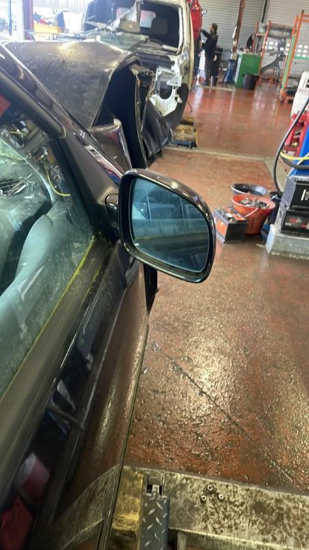 Retroviseur droit VOLKSWAGEN GOLF 4 Diesel - 1