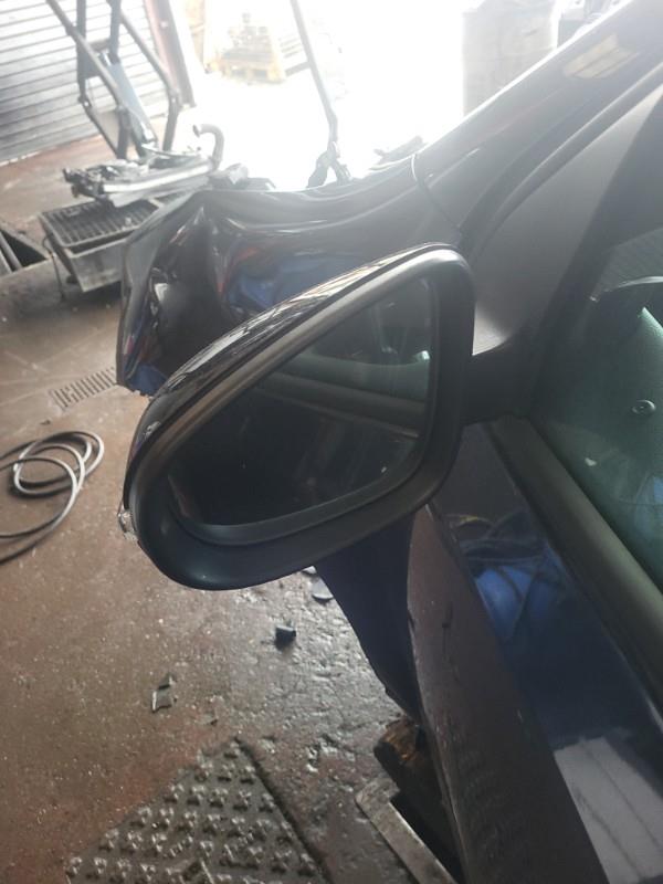 Retroviseur gauche VOLKSWAGEN GOLF 6 Diesel - 1