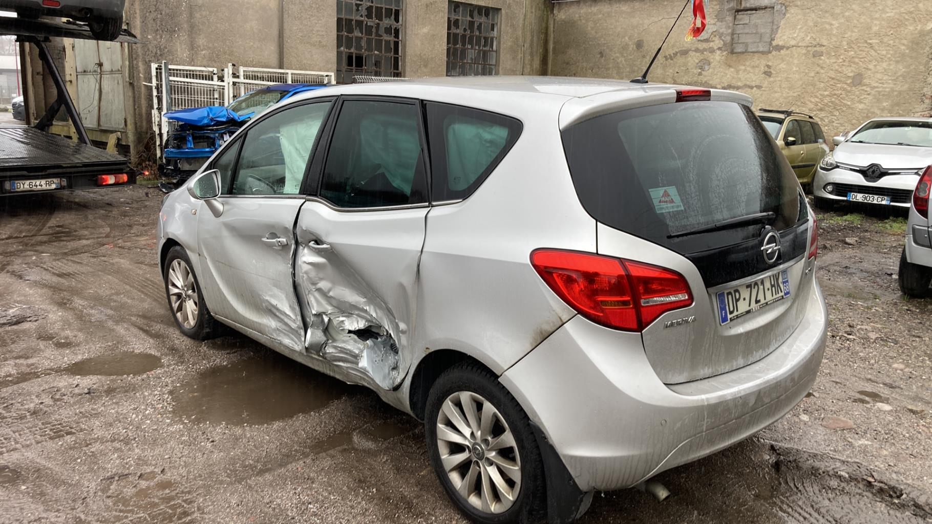 Triangle avant droit OPEL MERIVA B PHASE 2 Diesel - 1
