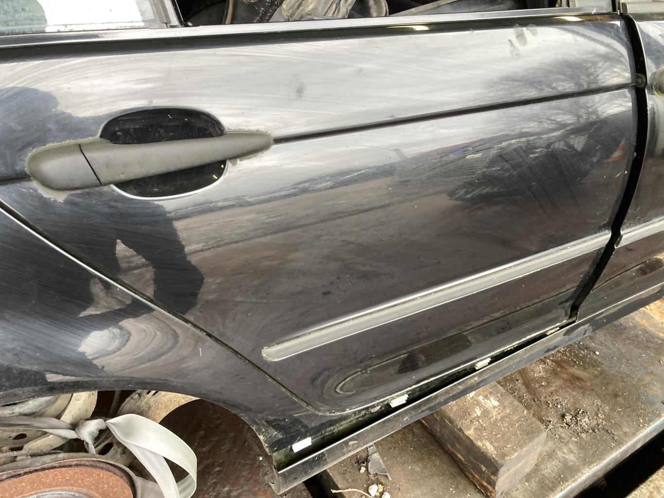 Porte arriere droit BMW SERIE 3 E46 TOURING PHASE 1 BREAK Diesel - 1