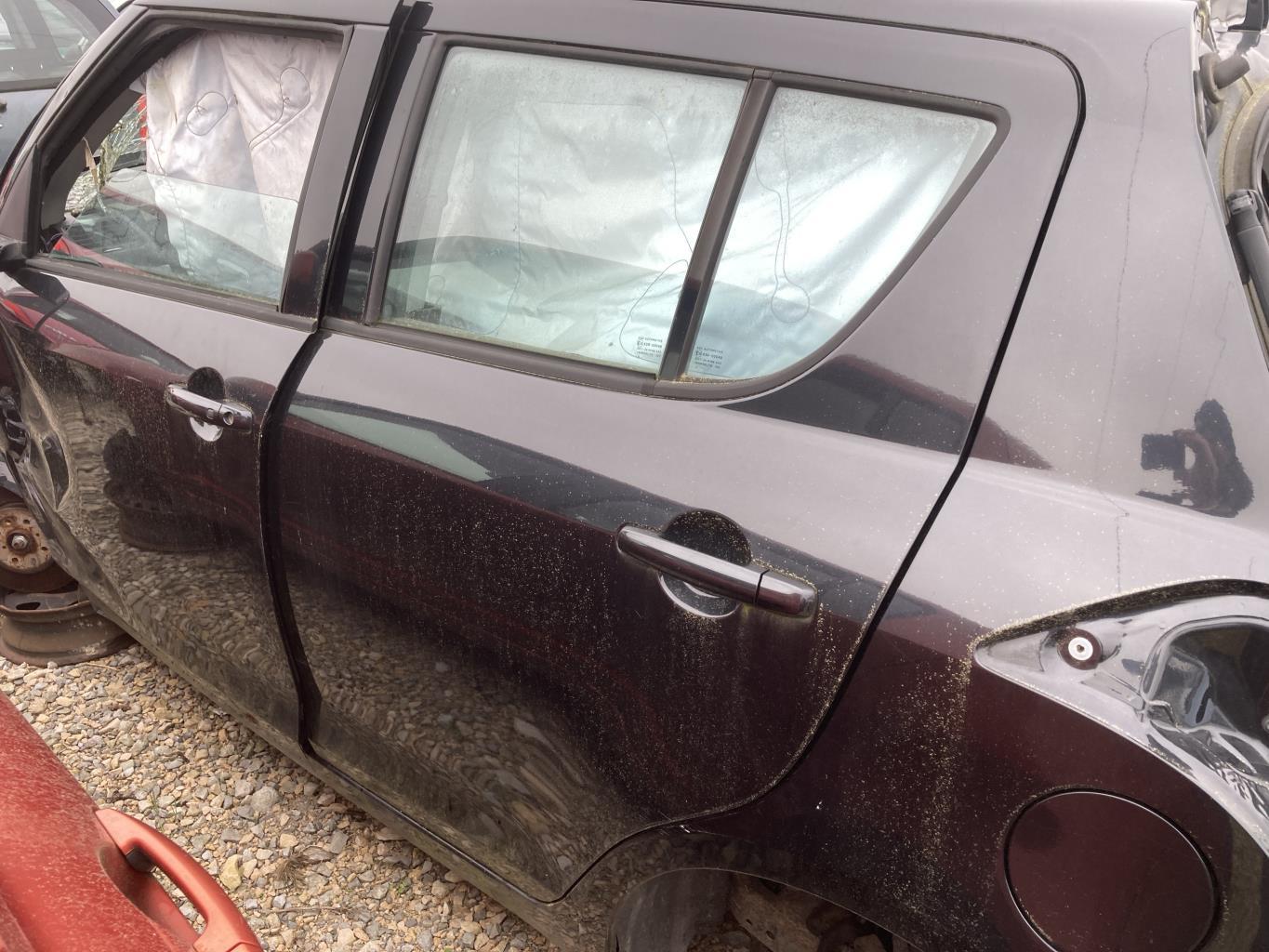 Porte arriere gauche SUZUKI SWIFT 4 Essence - 1