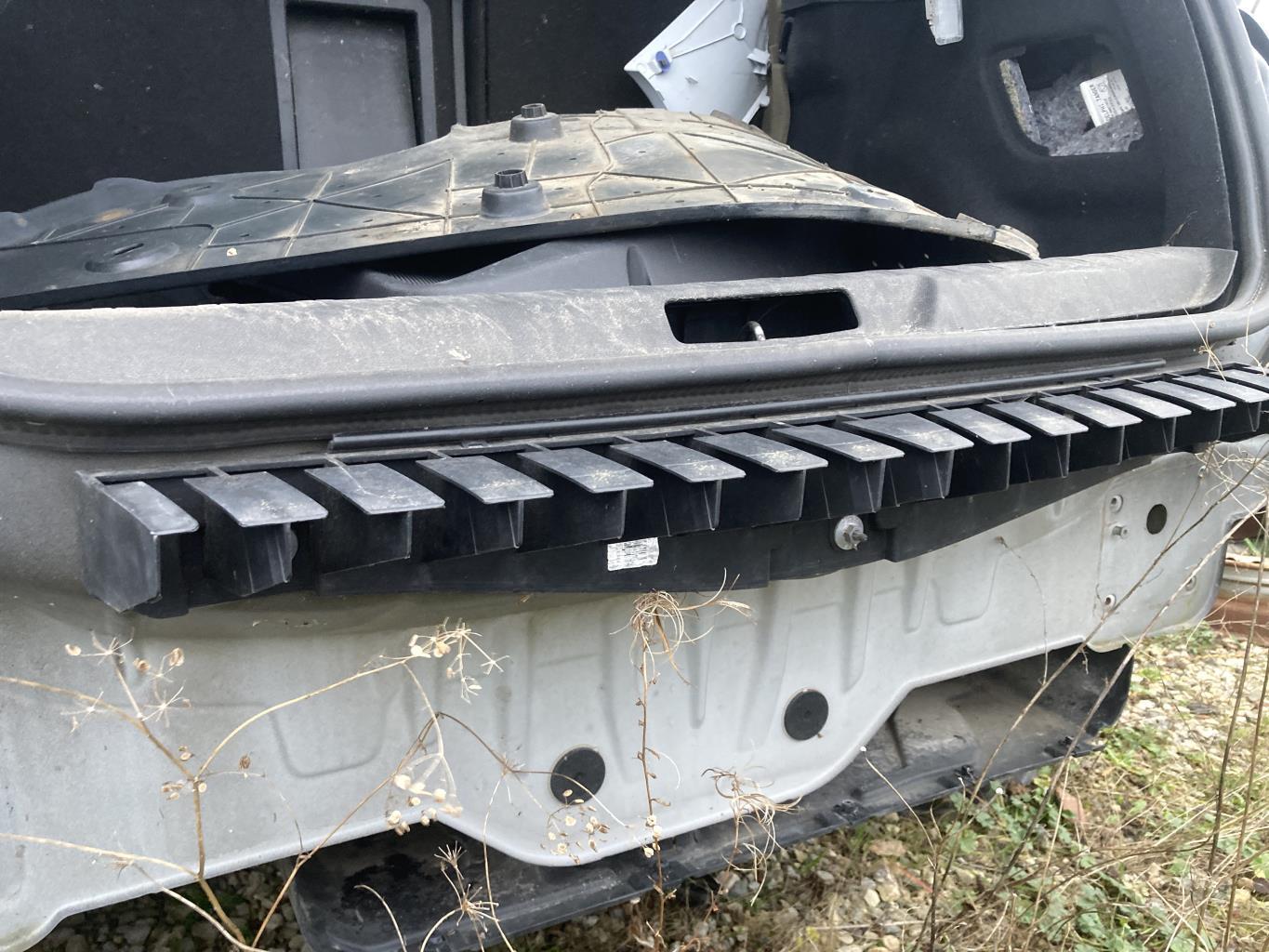 Support de pare chocs arriere PEUGEOT 308 2 PHASE 1 Diesel - 1