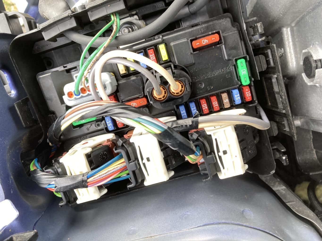 Boitier servitude moteur (BSM) CITROEN C3 2 PHASE 2 Essence - 1