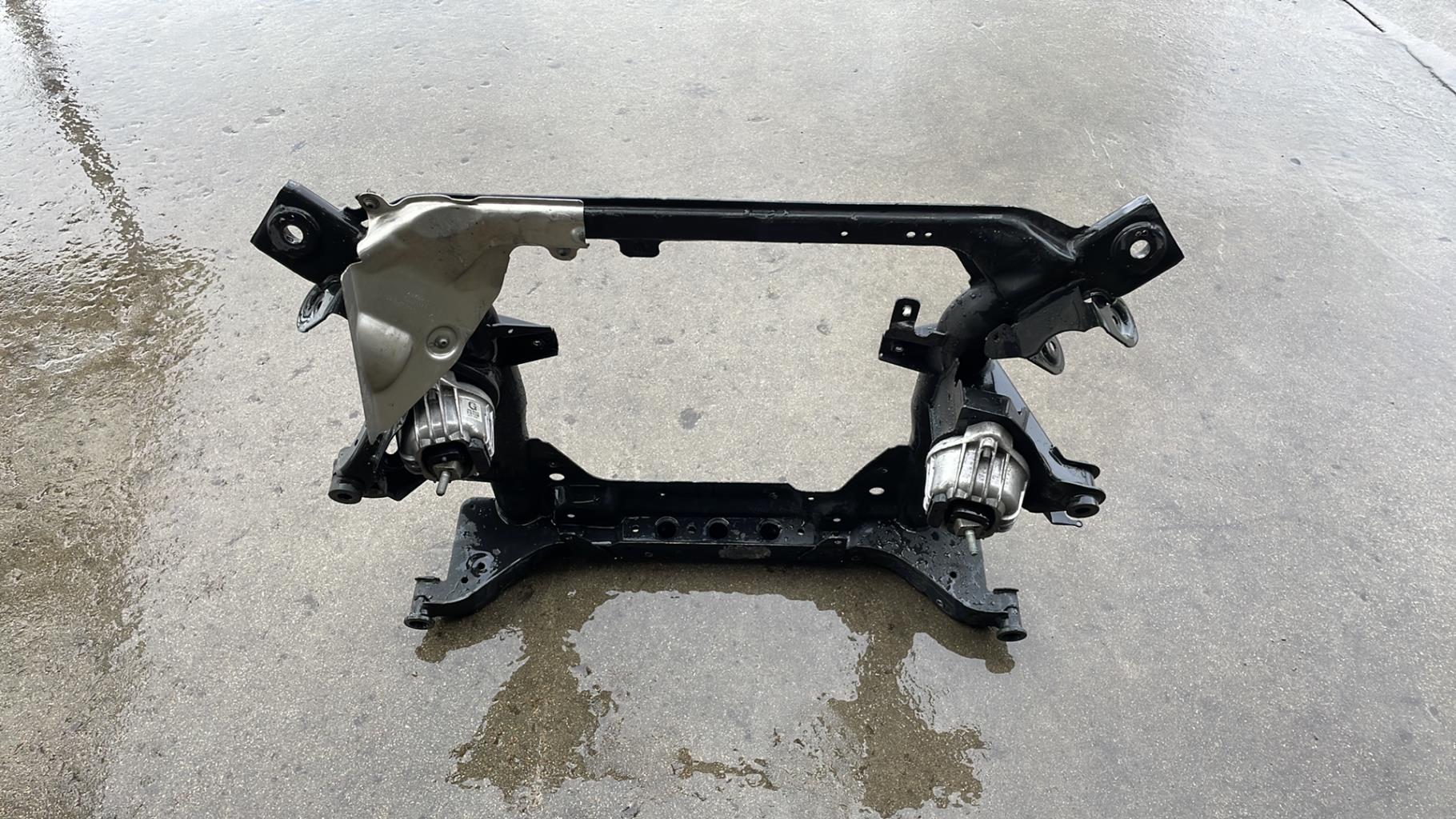 Berceau avant BMW X1 E84 PHASE 1 Diesel - 1