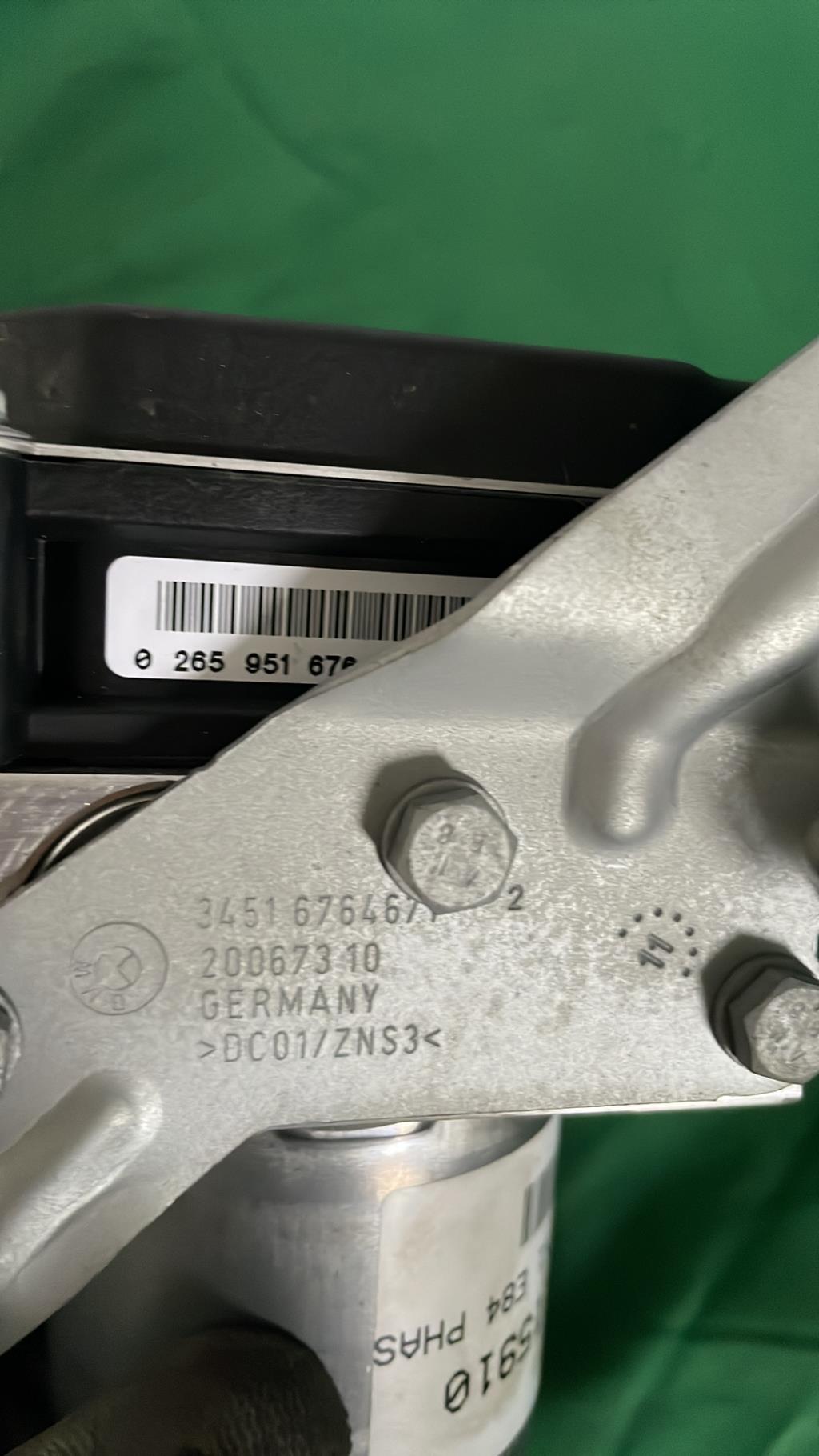Bloc ABS (freins anti-blocage) BMW X1 E84 PHASE 1 Diesel - 1