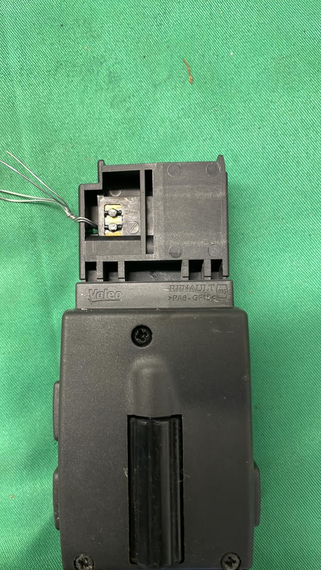 Commande autoradio DACIA SANDERO 2 PHASE 1 Essence - 1