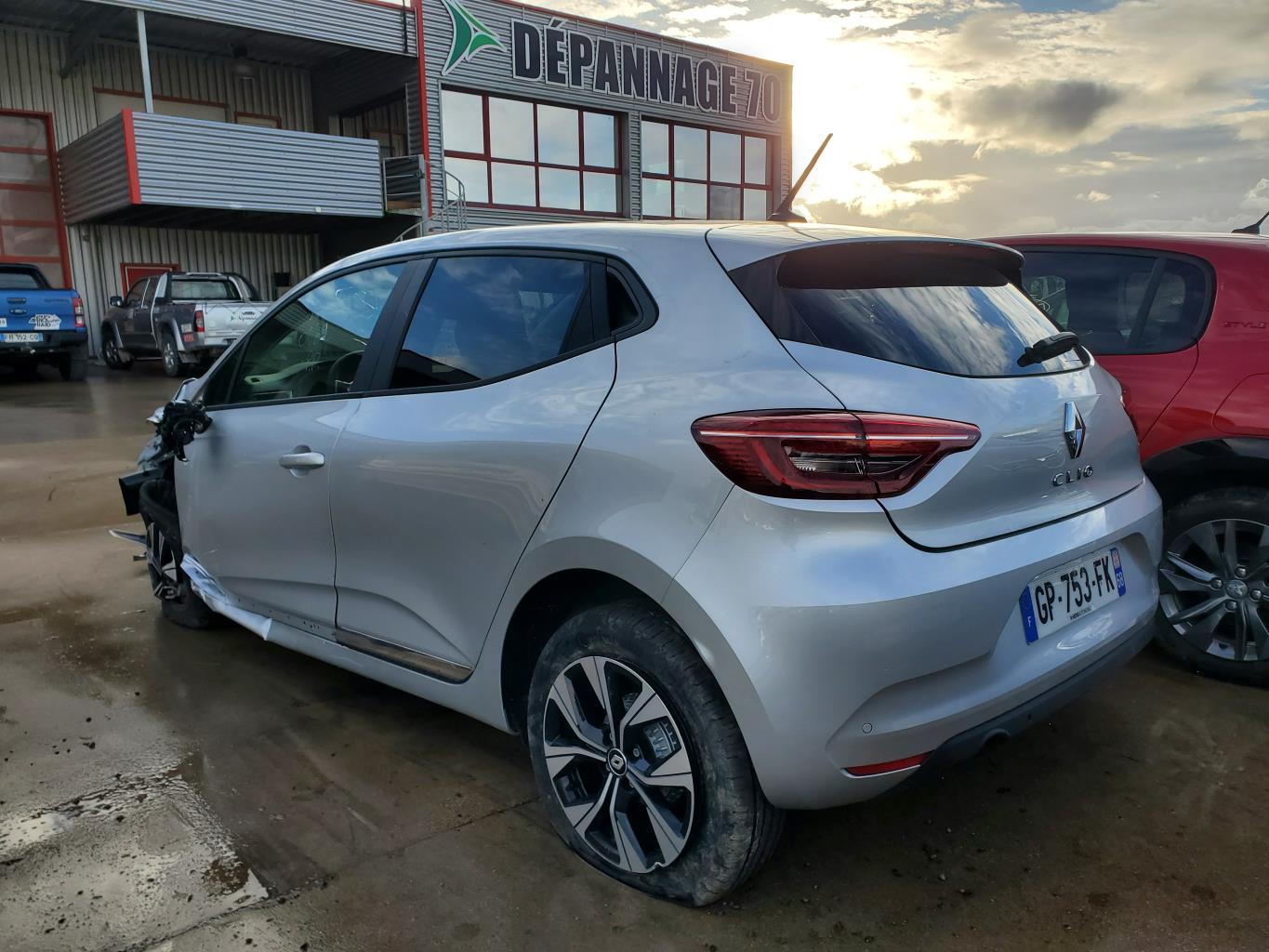 Train arriere complet RENAULT CLIO 5 PHASE 1 Essence - 1