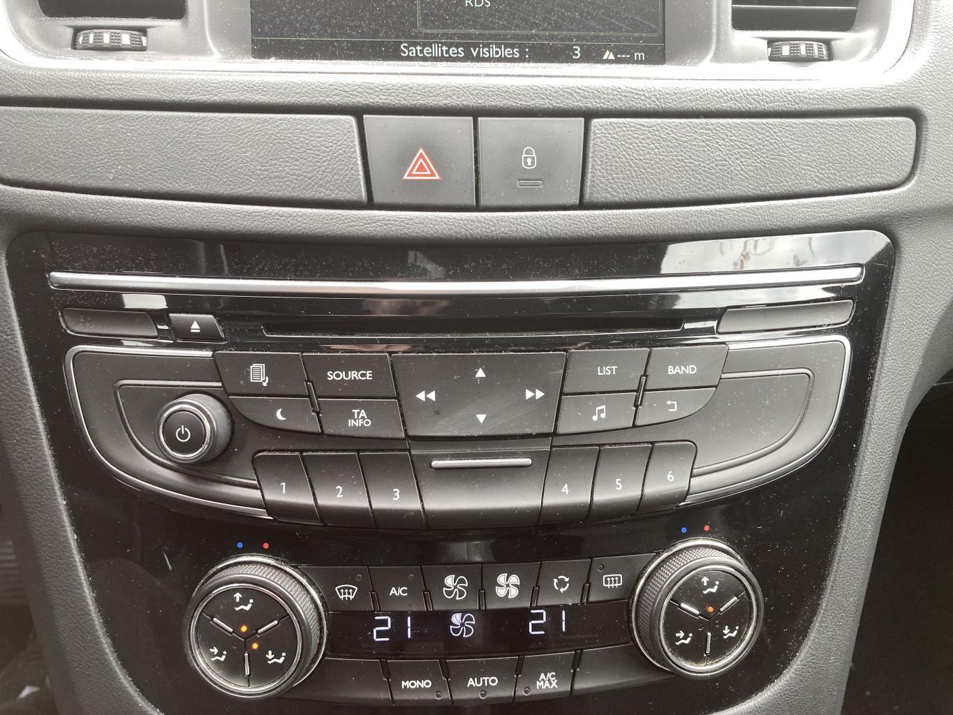 Autoradio PEUGEOT 508 1 PHASE 1 Diesel - 1