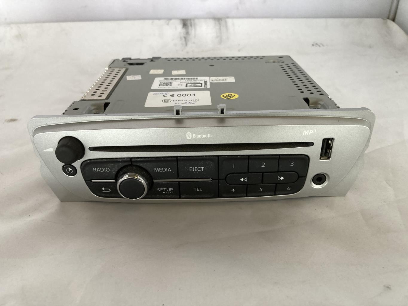 Autoradio d'origine RENAULT SCENIC 3 PHASE 2 Diesel - 1