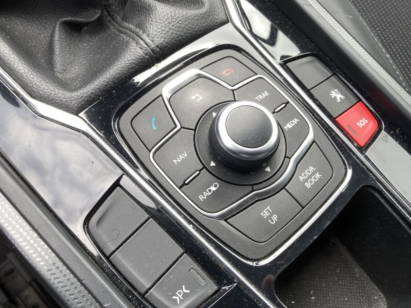 Commande GPS PEUGEOT 508 1 PHASE 1 Diesel - 1
